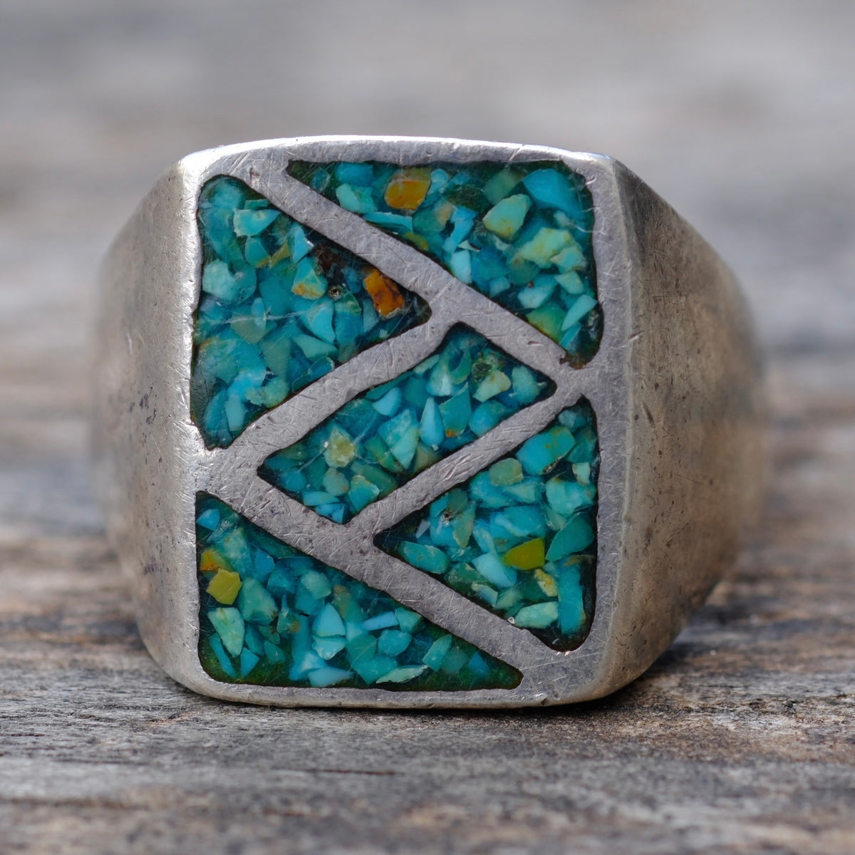 Vintage Sterling Crushed Turquoise Inlay Ring 9.75