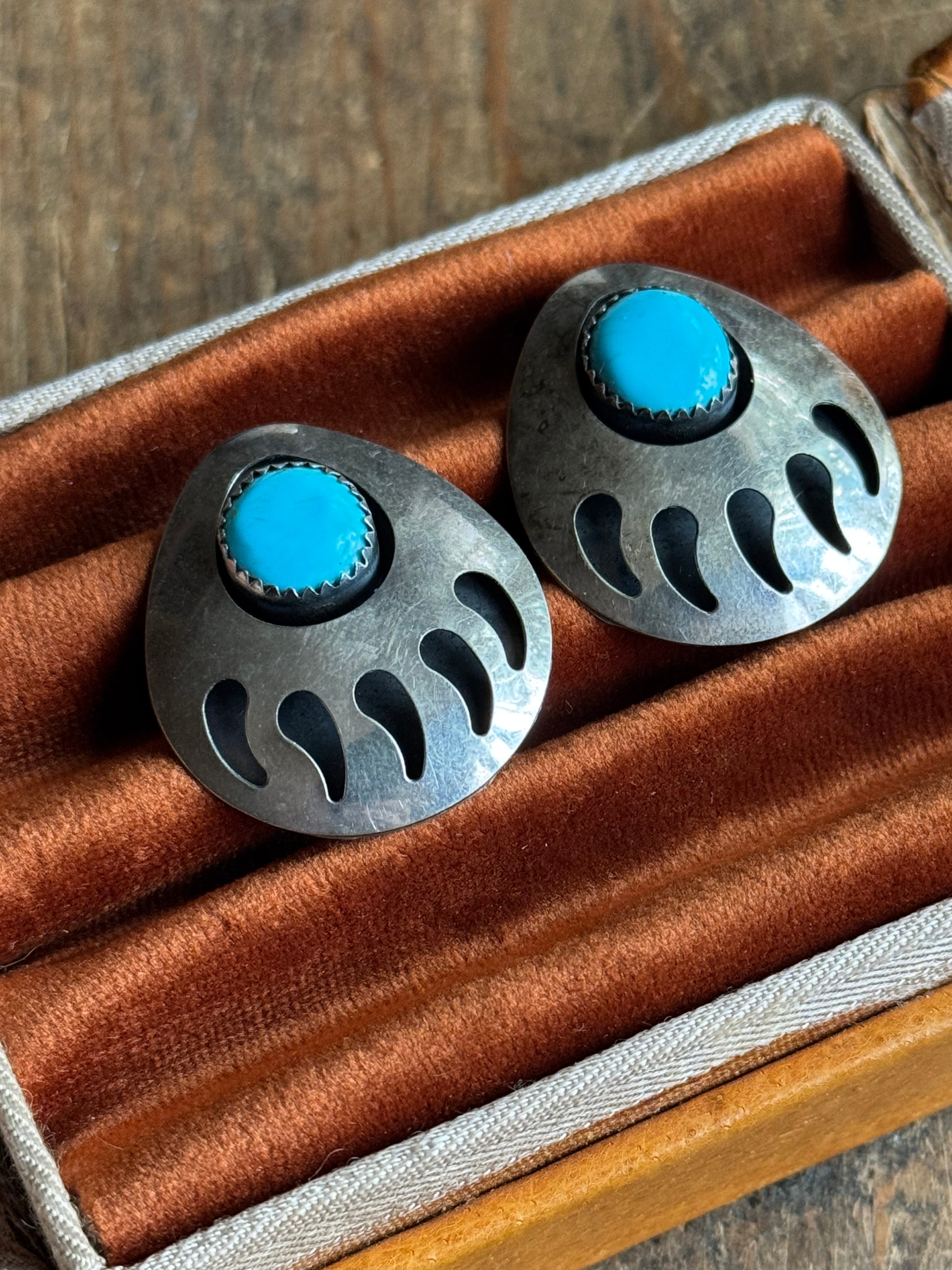 Vintage Sterling Silver Turquoise Bear Claw Earrings