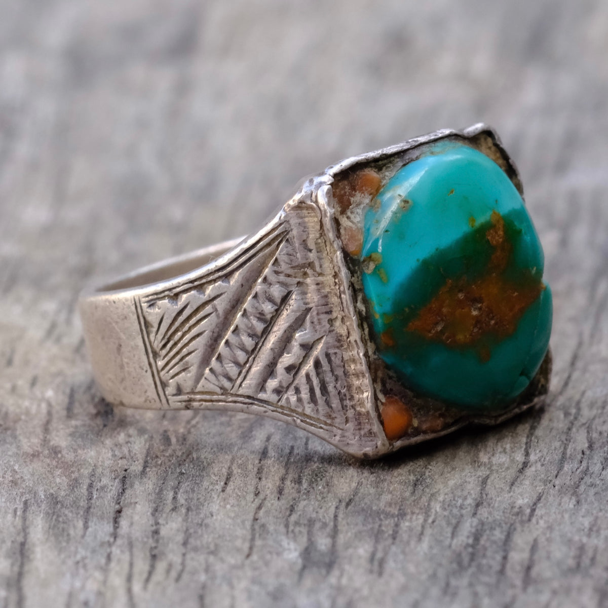 Vintage Sterling Turquoise Ring 7.75