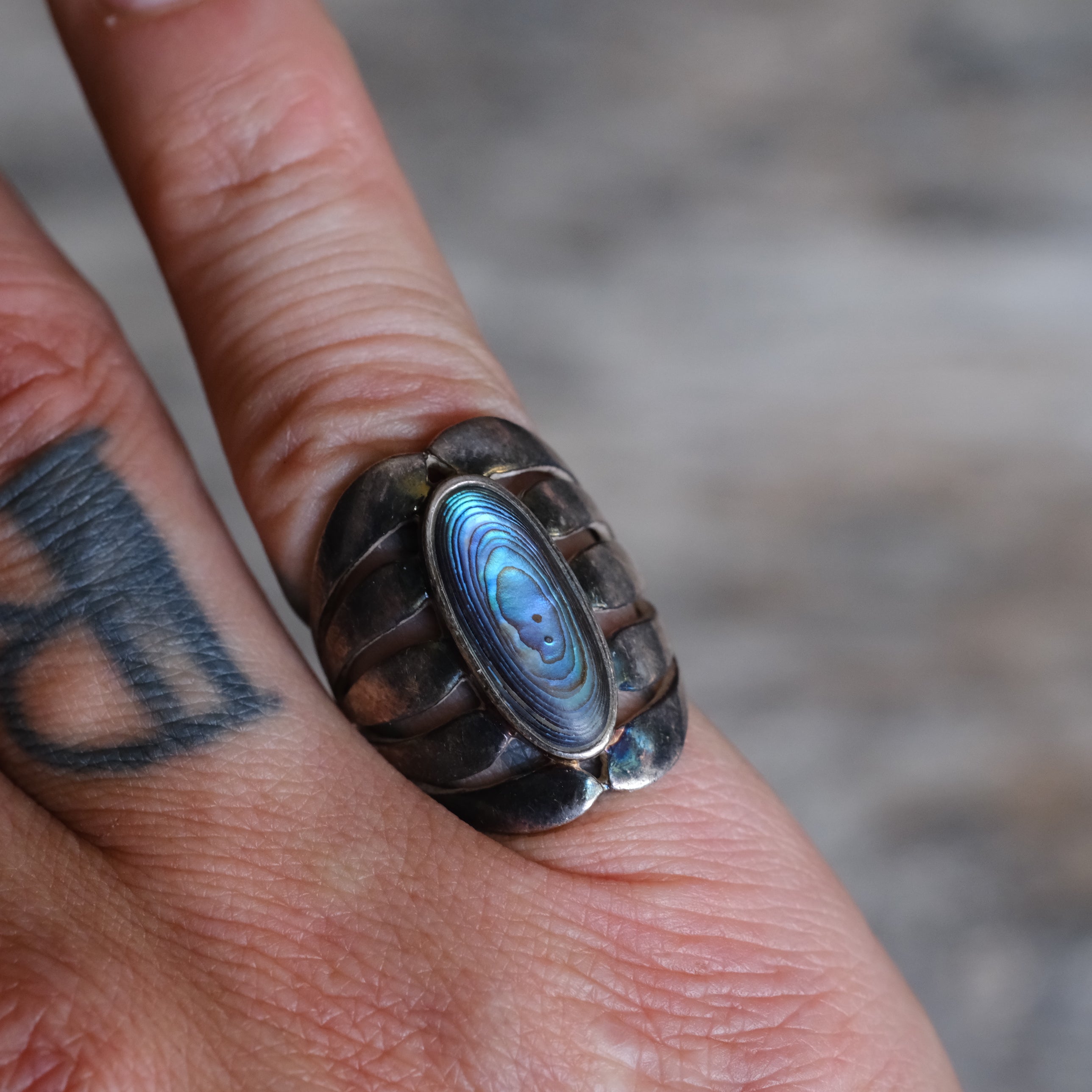 Vintage Sterling Abalone Ring 5.75