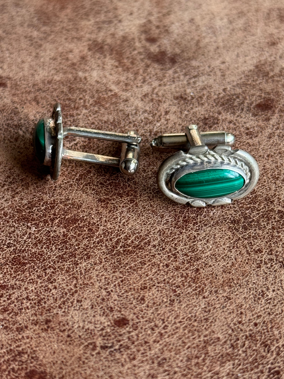 Vintage Sterling Silver Framed Malachite Cufflinks