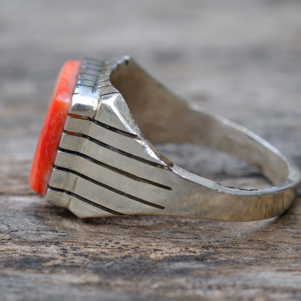 Vintage Sterling Spiny Oyster Ribbed Band Ring 12.75