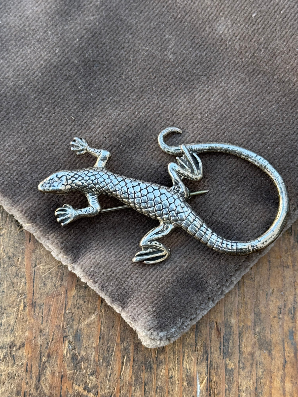Vintage Sterling Silver Gecko Pin