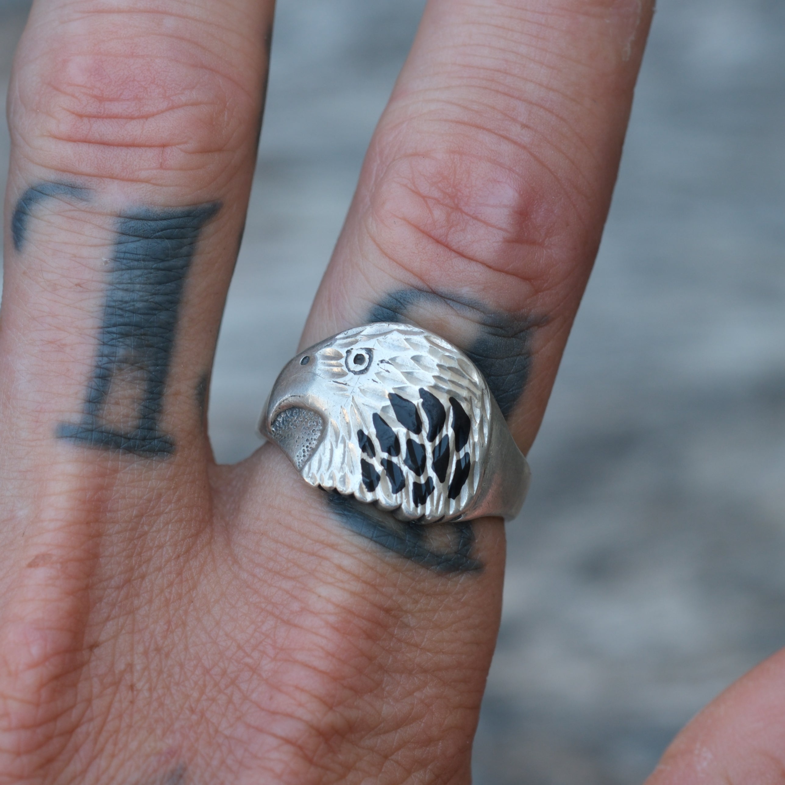 Vintage Sterling Onyx Inlya Eagle Ring 9.25