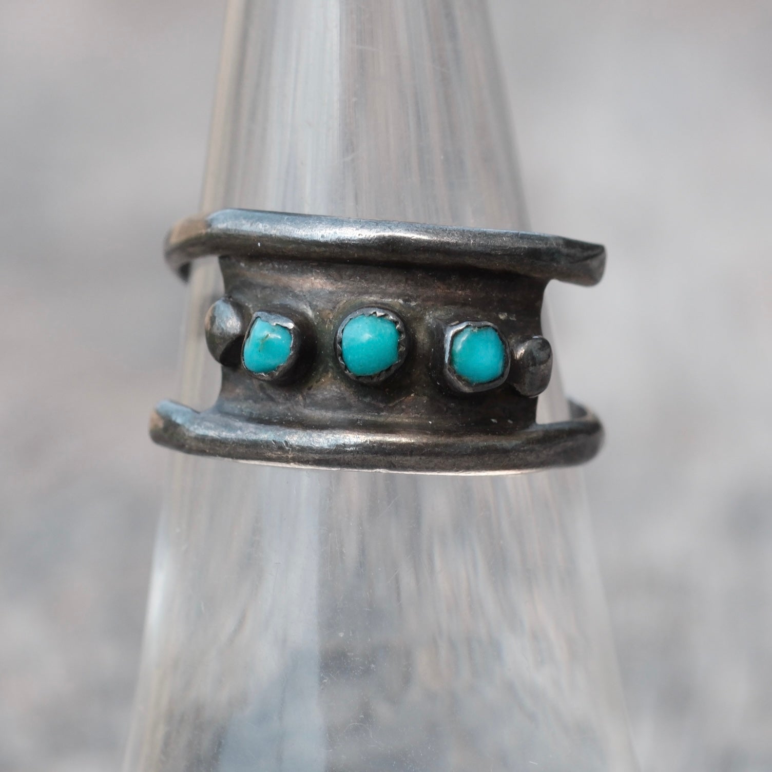 Vintage Sterling Snake Eye Turquoise Ring 6.5