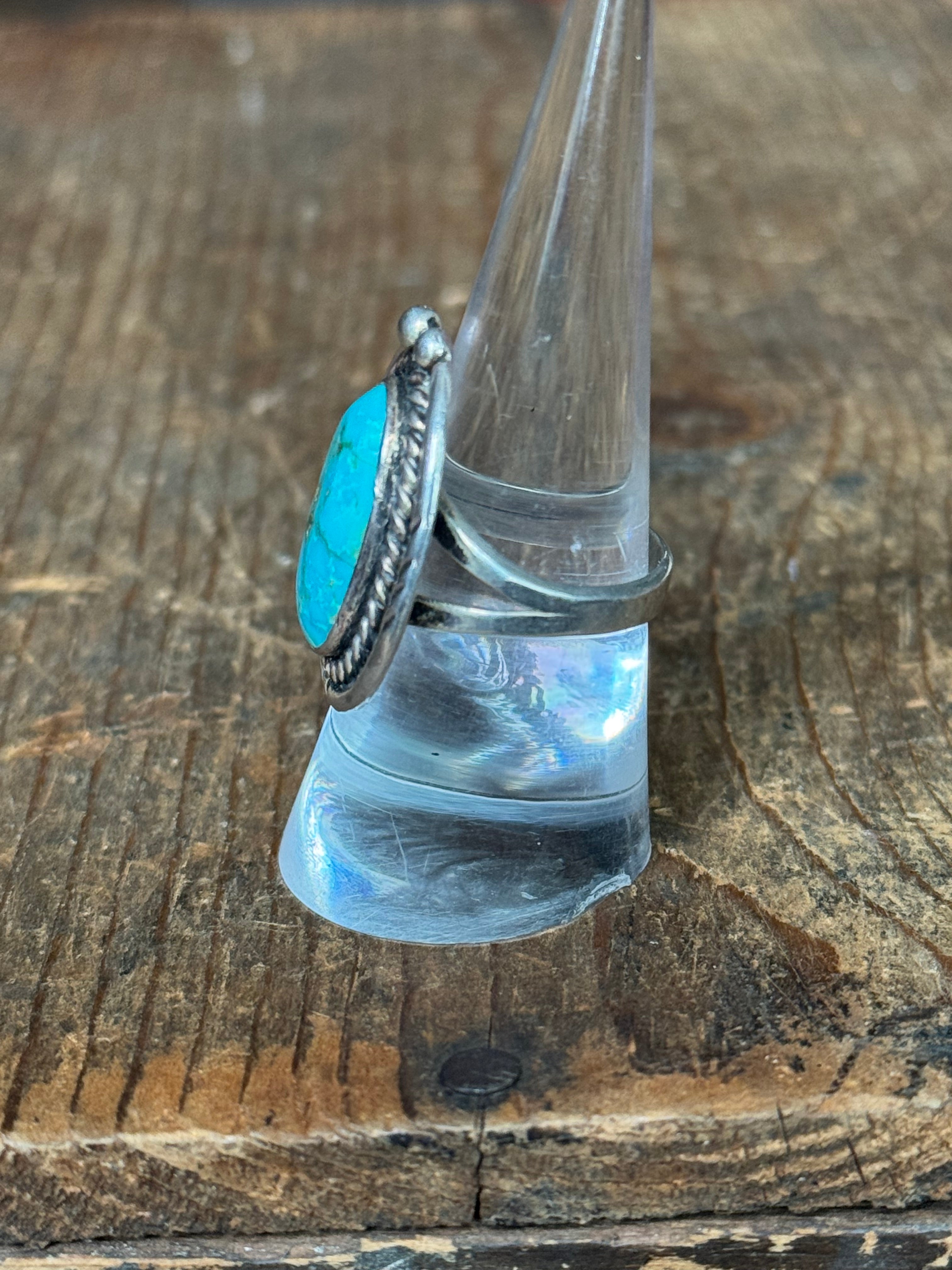 Vintage Sterling Silver Turquoise Rope Framed Ring 7.75