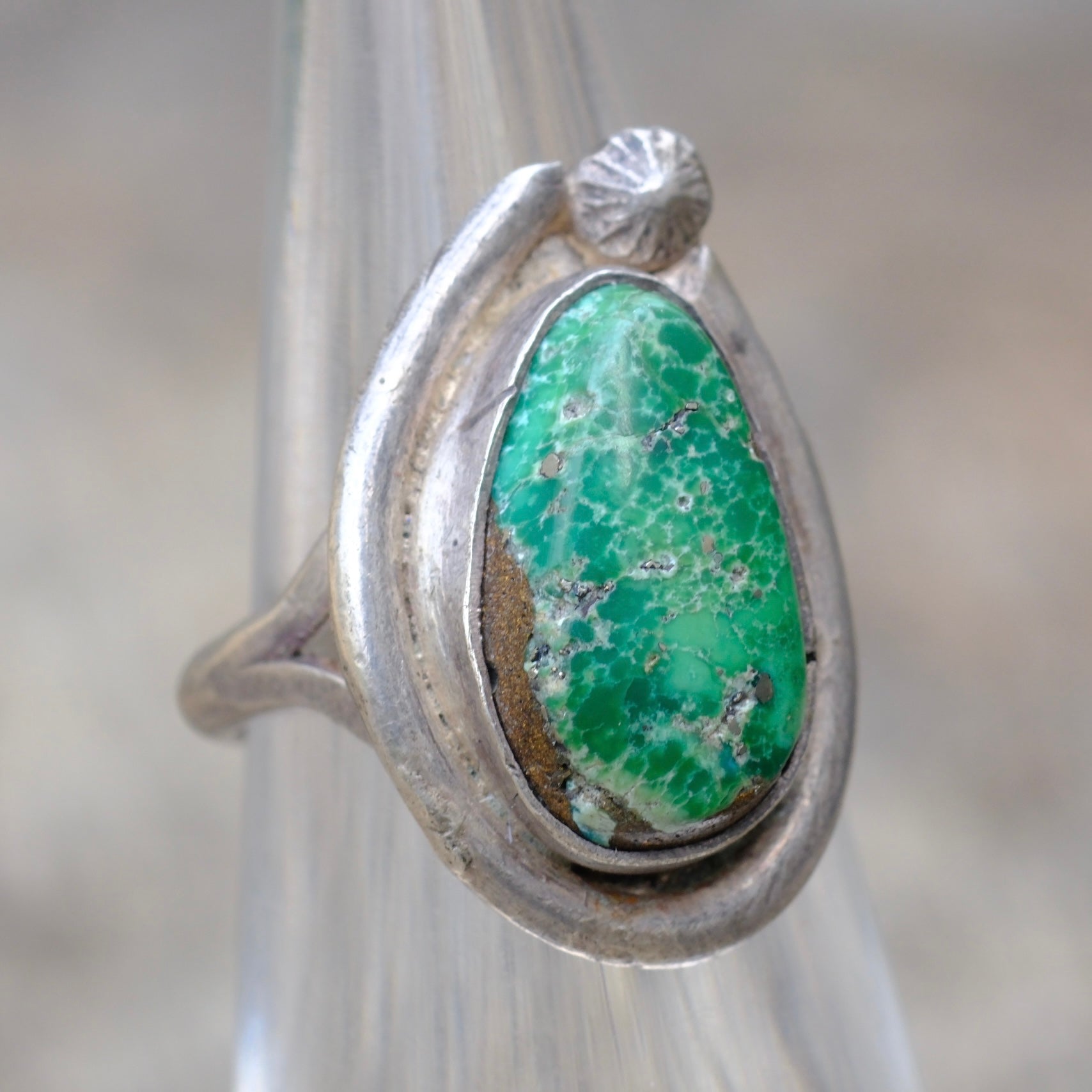 Vintage Sterling Turquoise Ring 4.25