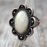 Vintage Sterling Mother Of Pearl Florette Ring 5.5