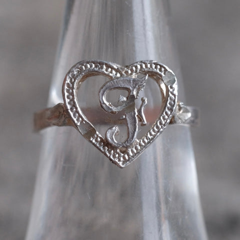 Vintage Sterling F Initial Ring 7.75