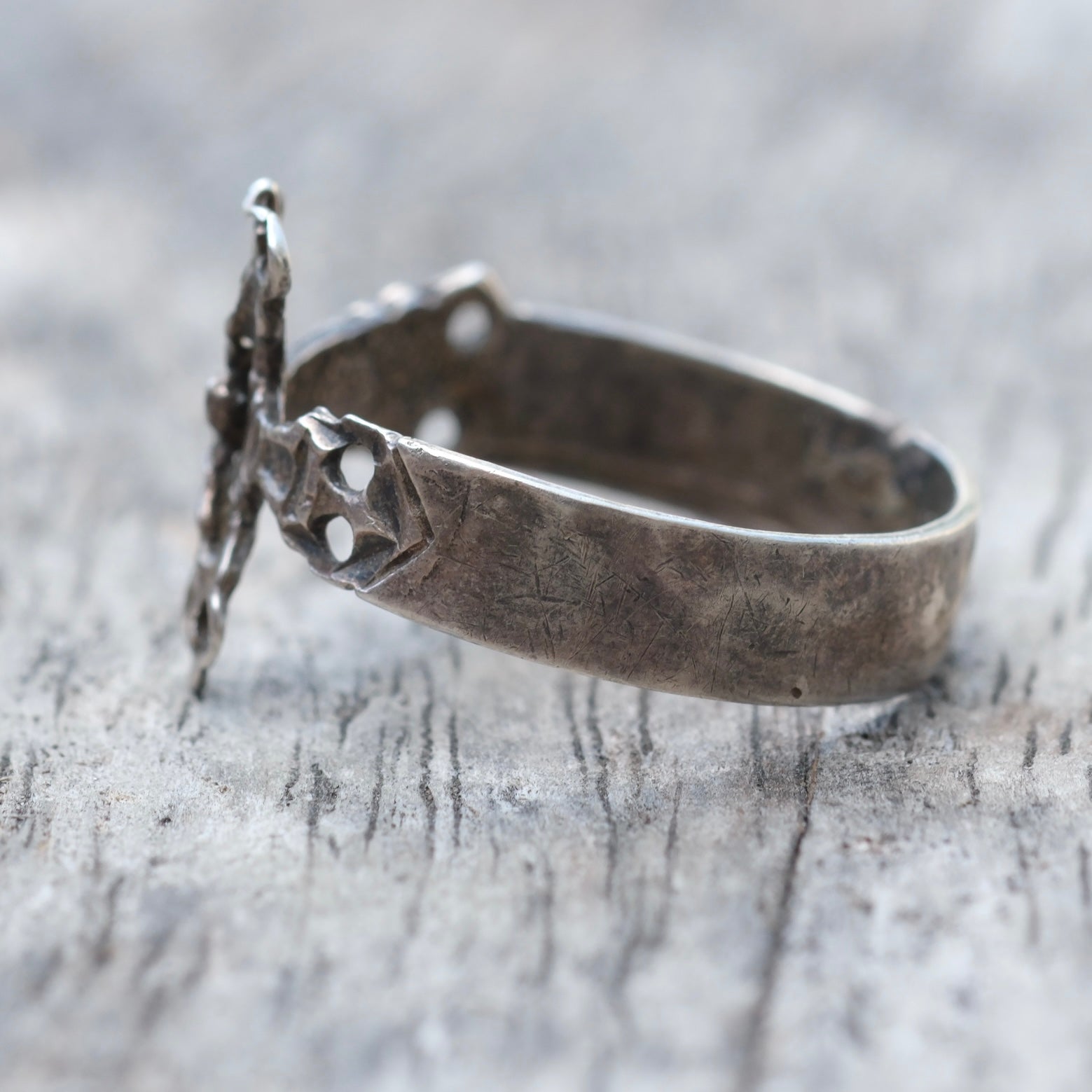 Vintage Sterling Silver Jesus Cross Band Ring 11