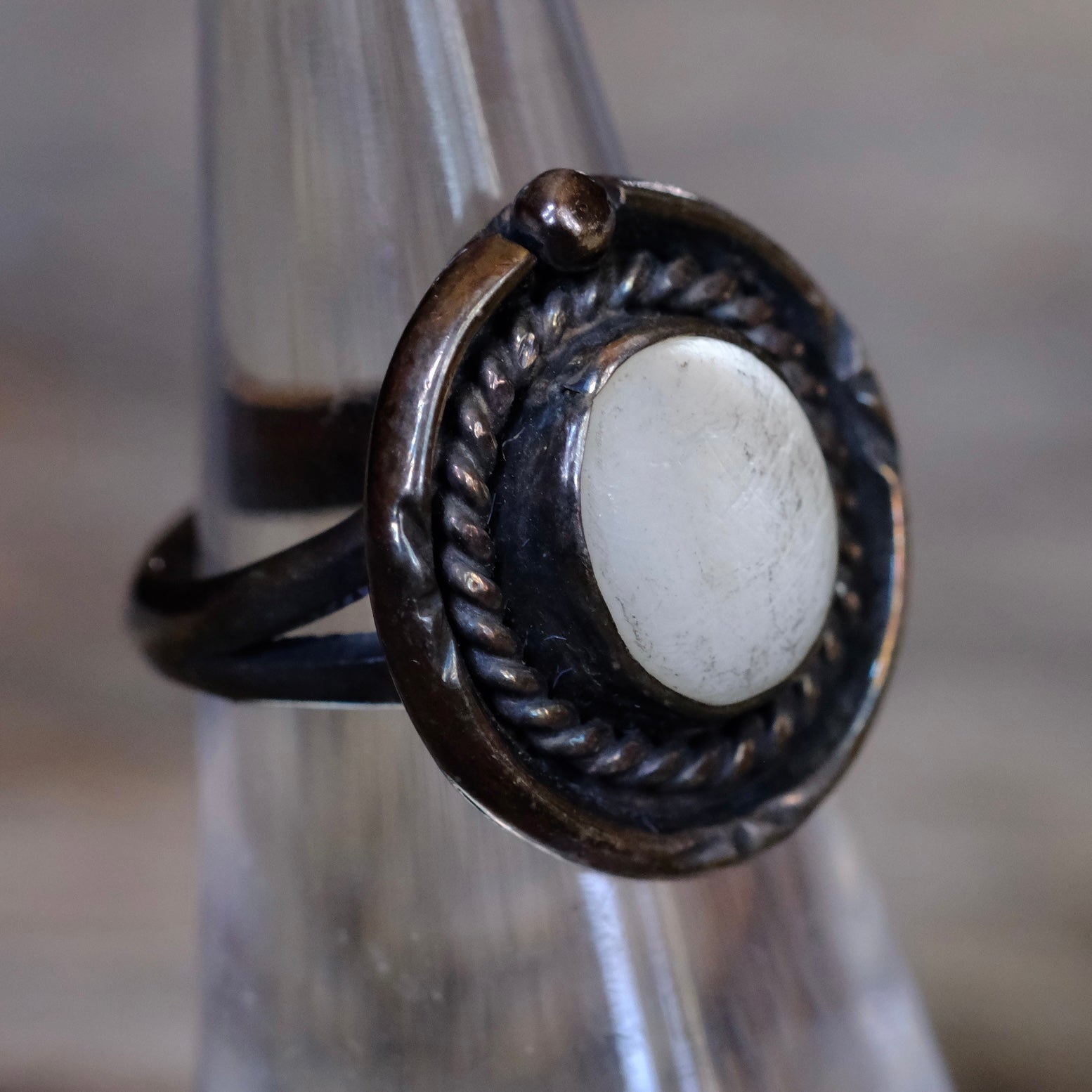 Vintage Sterling Mother Of Pearl Roper Ring 4.5