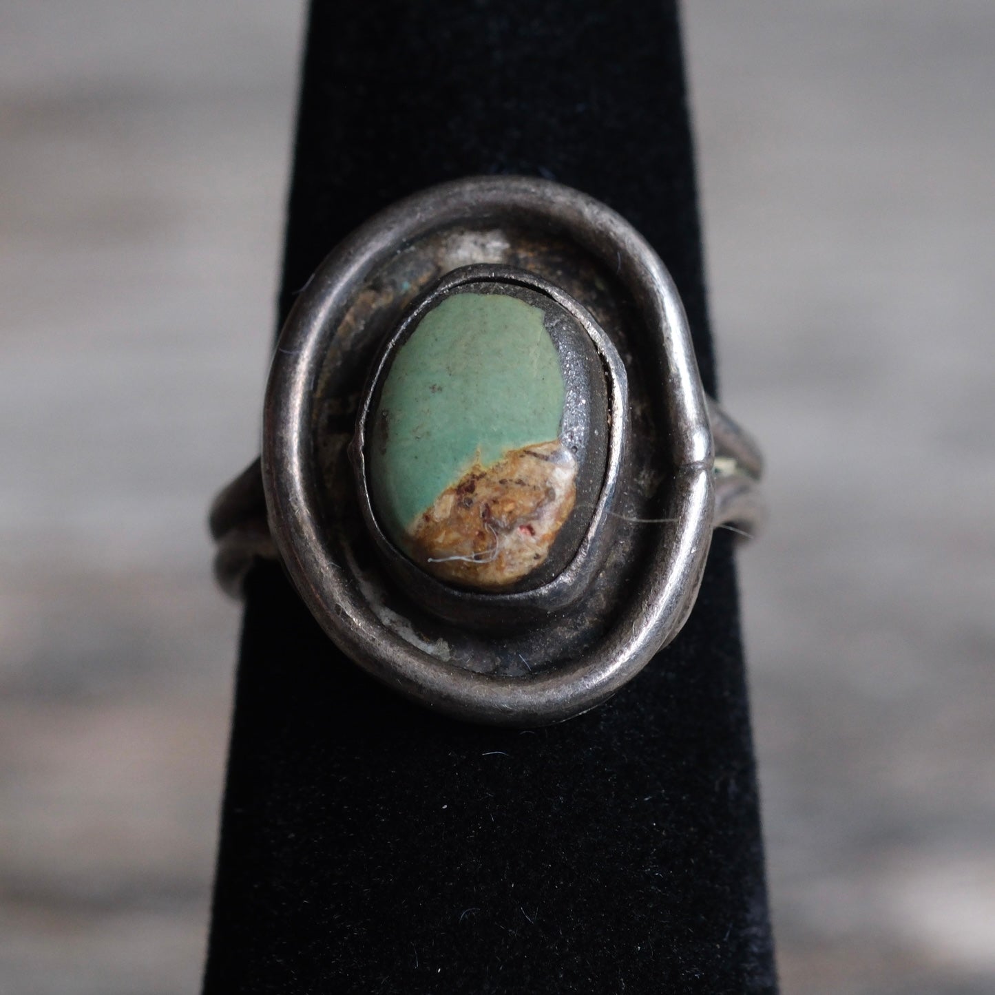Vintage Sterling Turquoise Ring 4.25