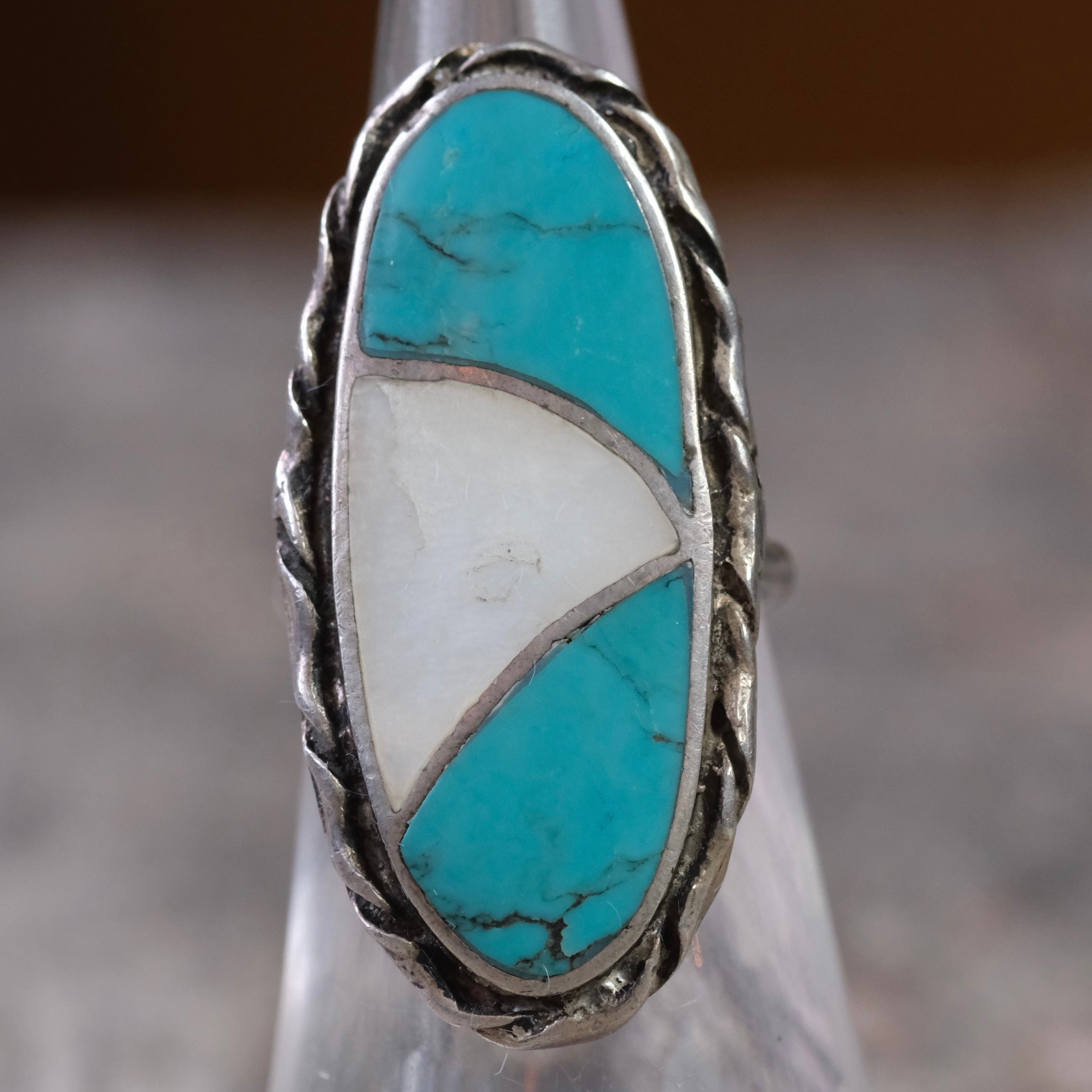 Vintage Sterling Turquoise and Mother Of Pearl Inlay Ring 5.25