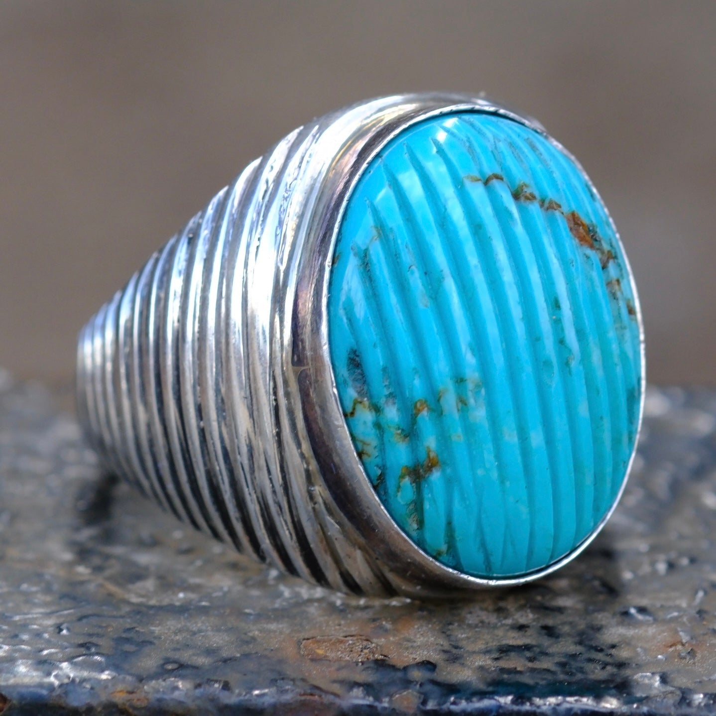 Vintage Sterling Carved Turquoise Ribbed Ring 10.75