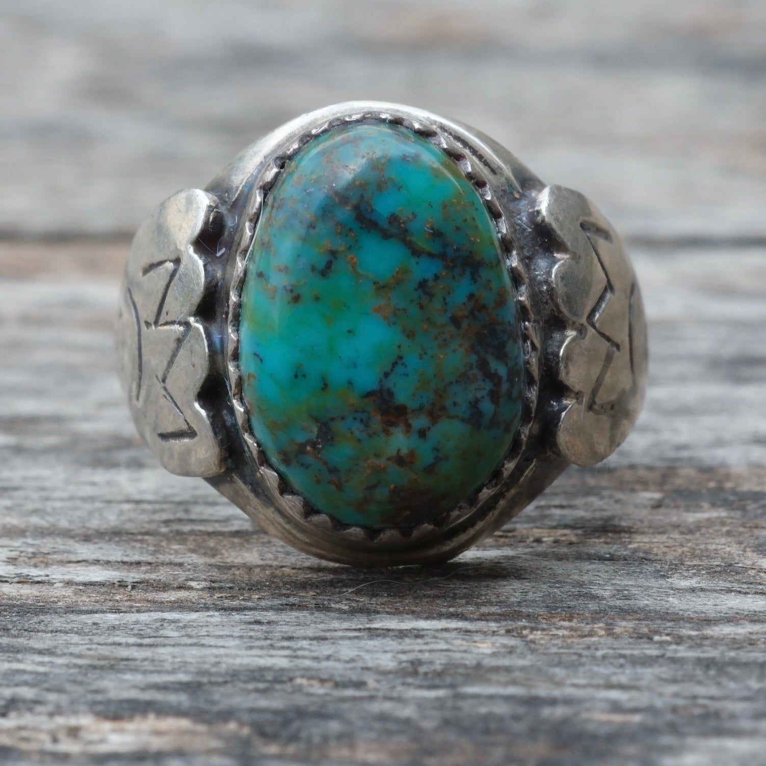 Vintage Sterling Turquoise Stamped Band Ring 7