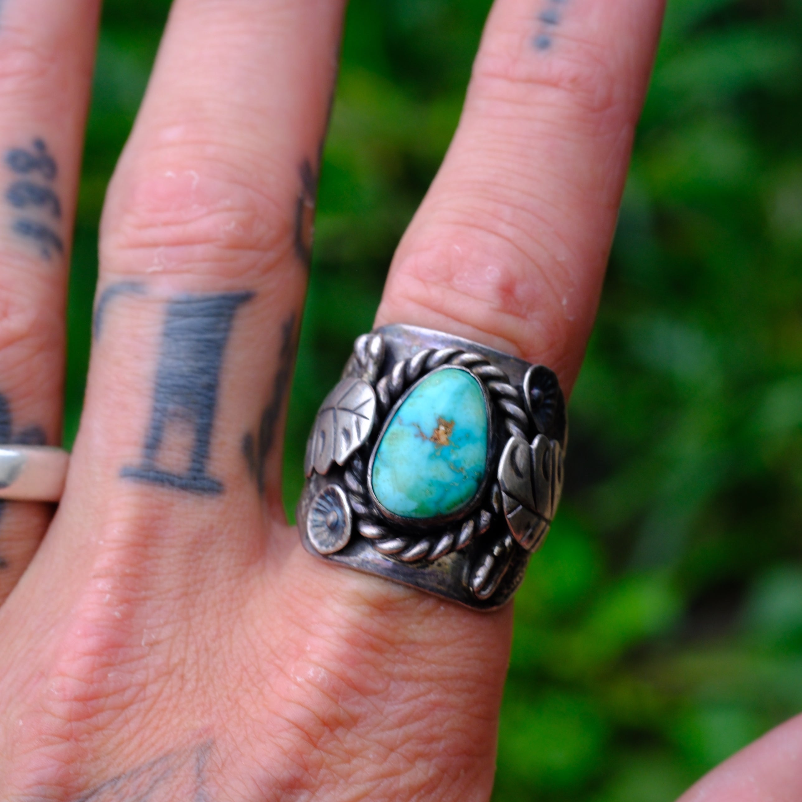 Vintage Sterling Turquoise Feather Ring 11.75