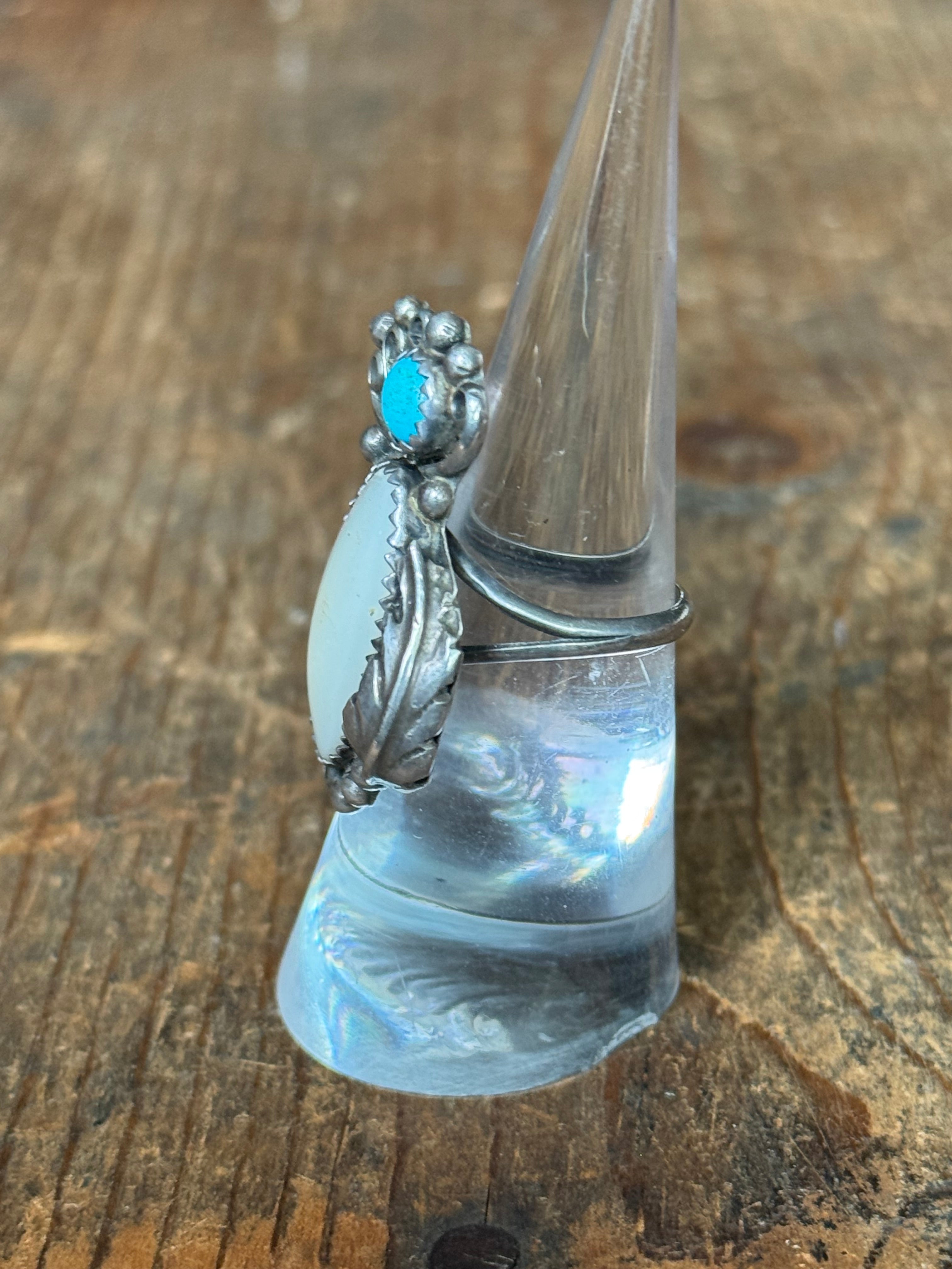 Vintage Sterling Silver Mother of Pearl Turquoise Feather Ring 6