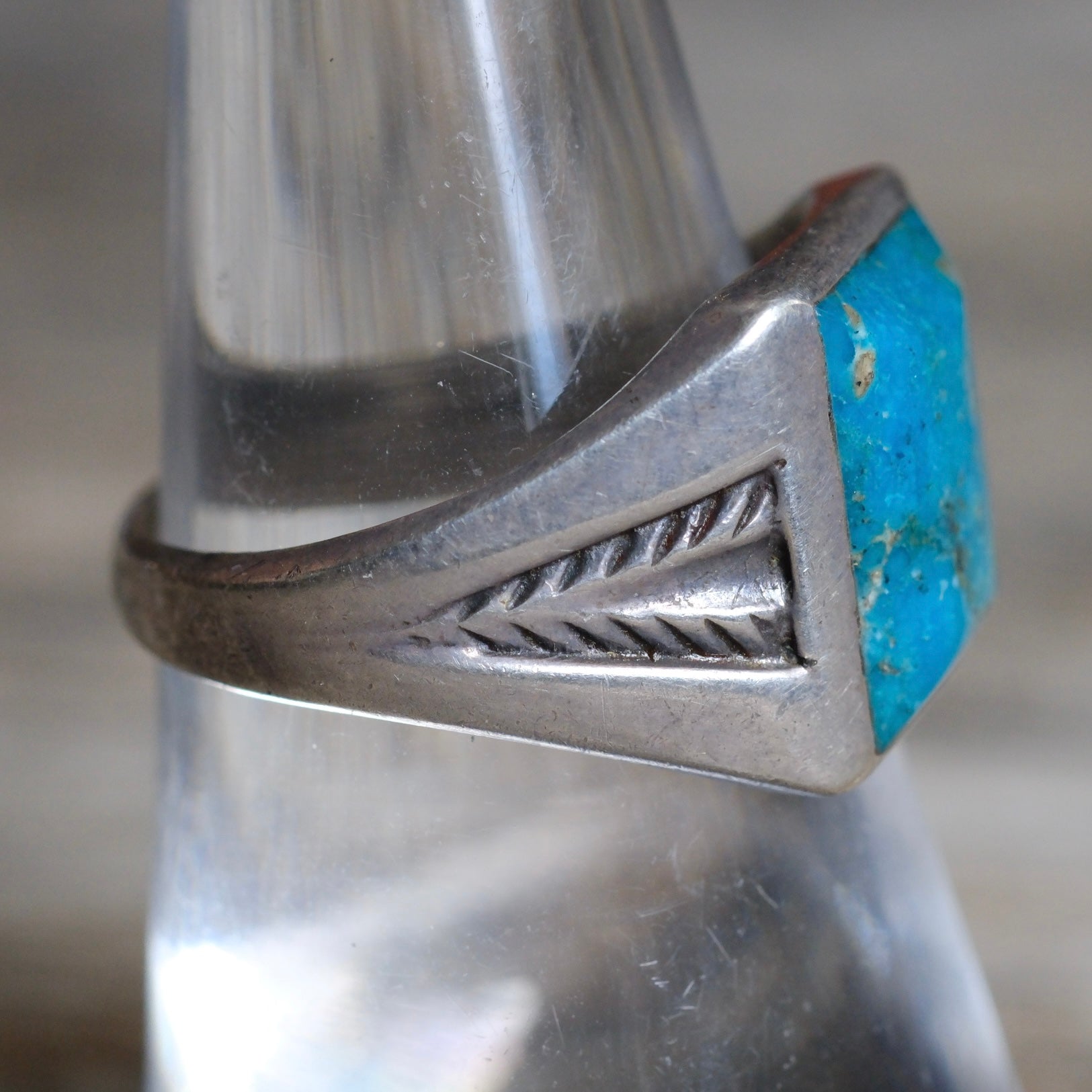 Vintage Sterling Turquoise Stamped Band Ring 7.75