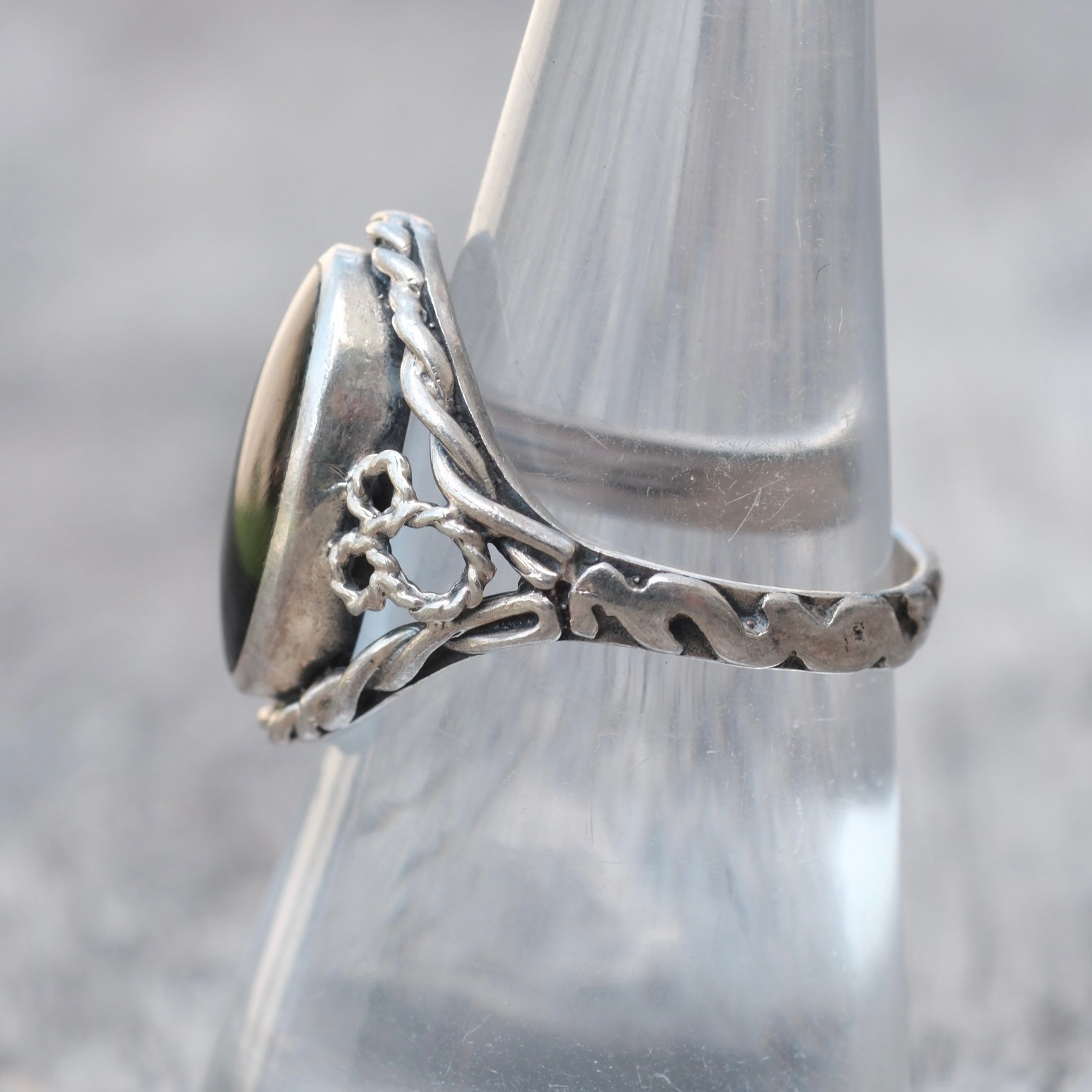 Vintage Sterling Onyx Ring 7.5