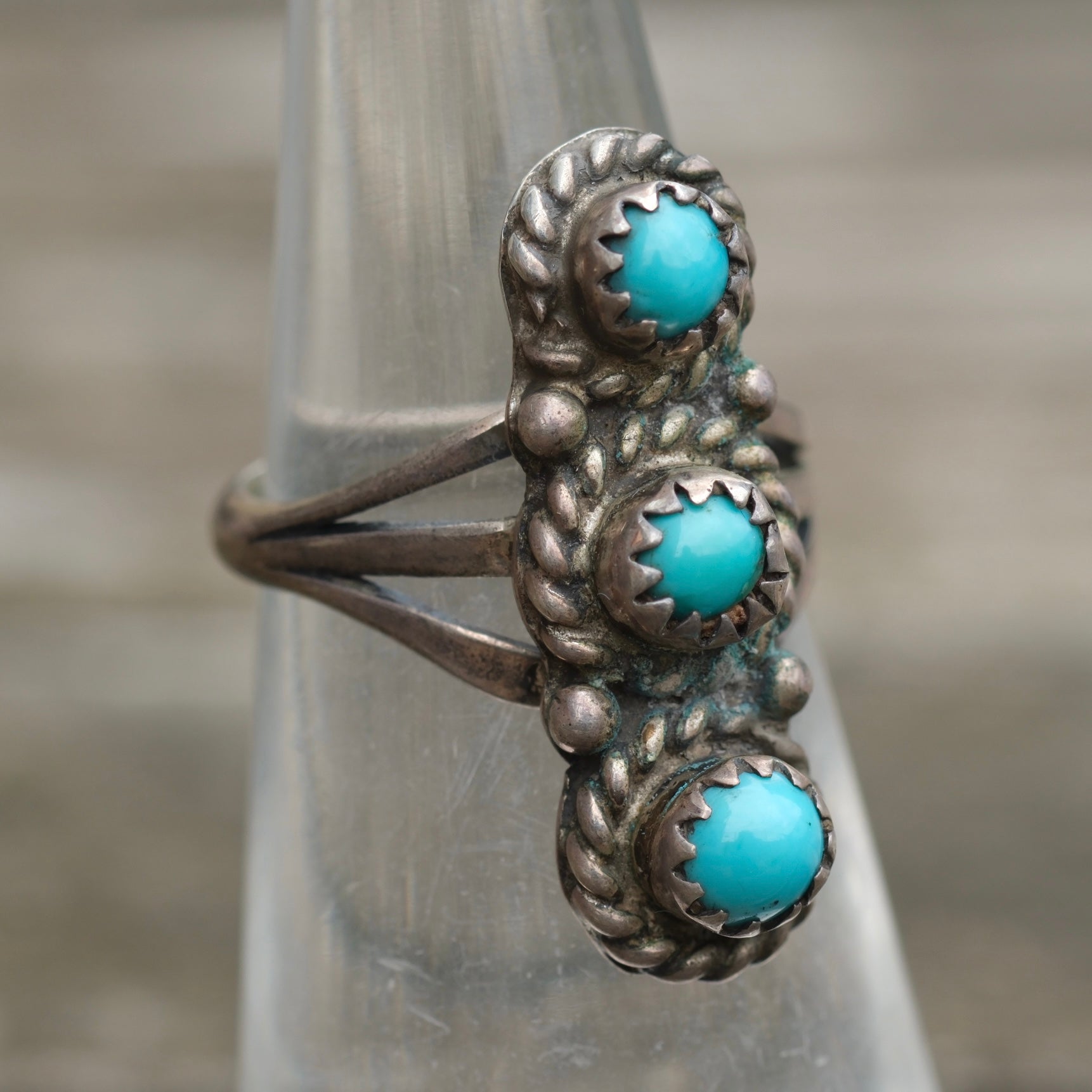 Vintage Sterling 3-Stone Turquoise Ring 4.25