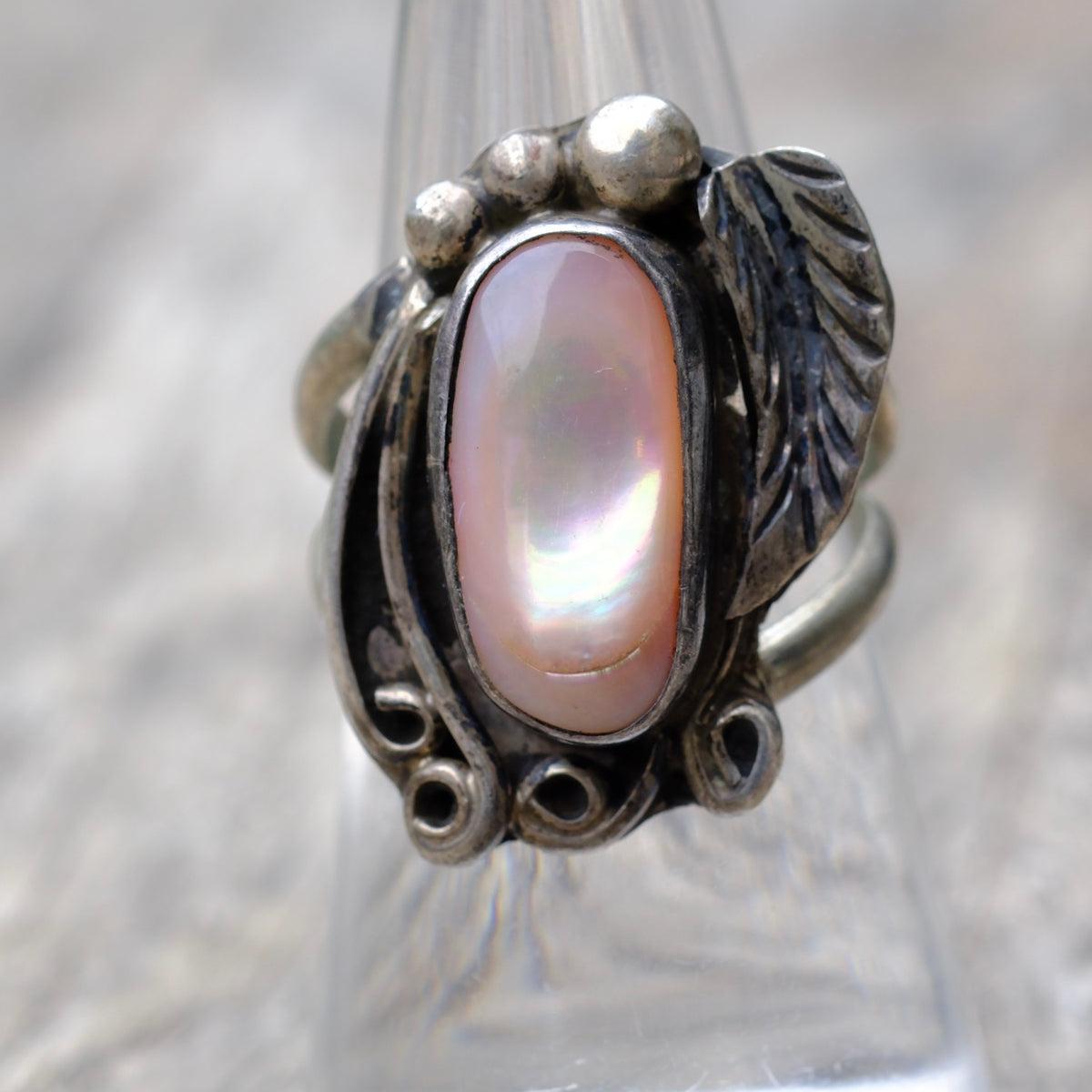 Vintage Sterling Mother Of Pearl Feather Ring 7.25