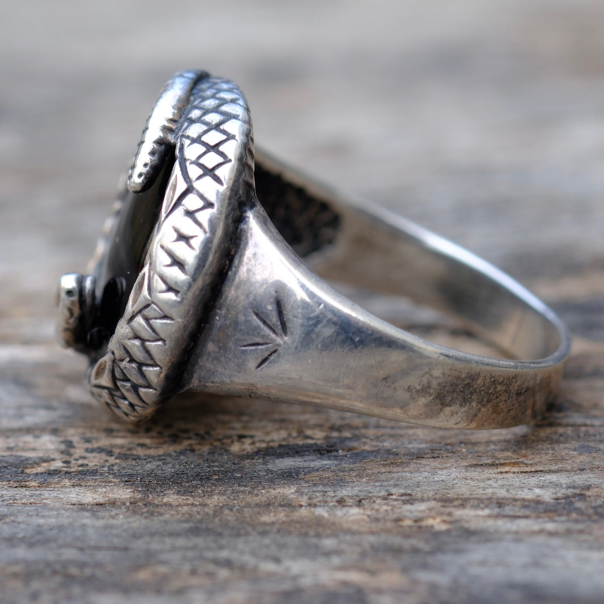 Vintage Sterling Onyx Snake Ring 11.5