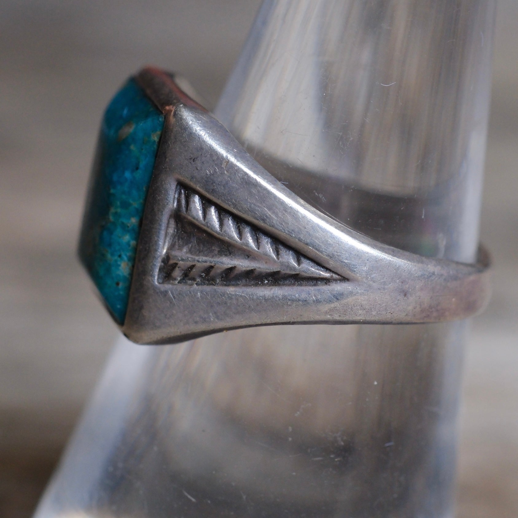 Vintage Sterling Turquoise Stamped Band Ring 7.75