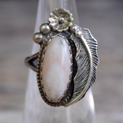 Vintage Sterling Mother Of Pearl Feather Ring 5.5