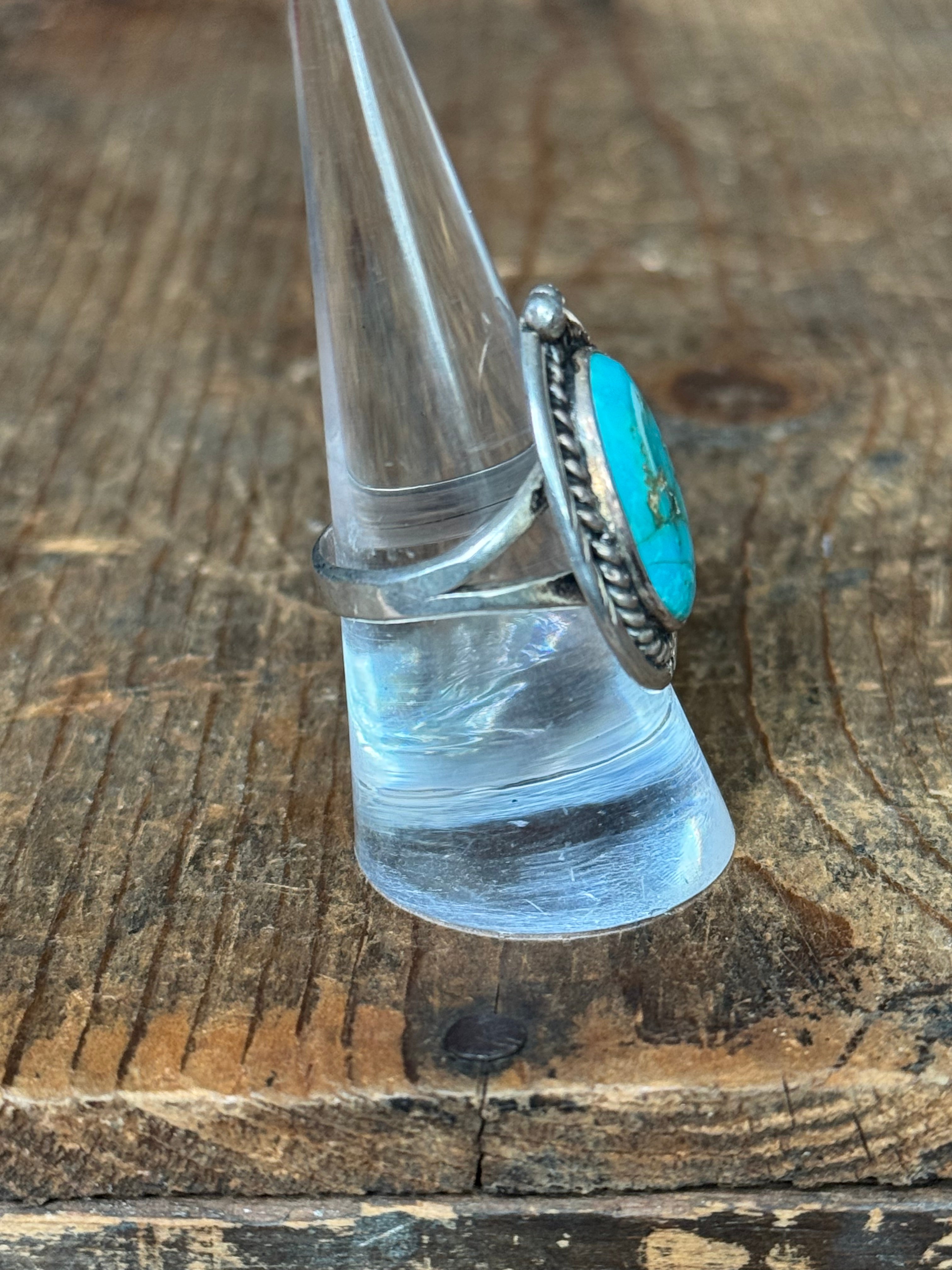 Vintage Sterling Silver Turquoise Rope Framed Ring 7.75