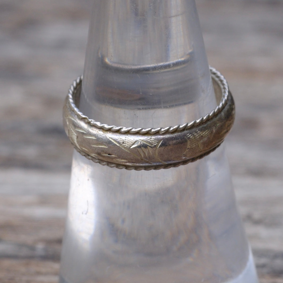 Vintage Sterling Scroll Ring 6.75