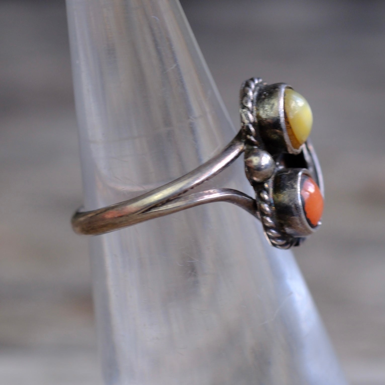 Vintage Sterling Mother Of Pearl and Coral Ring 4.5