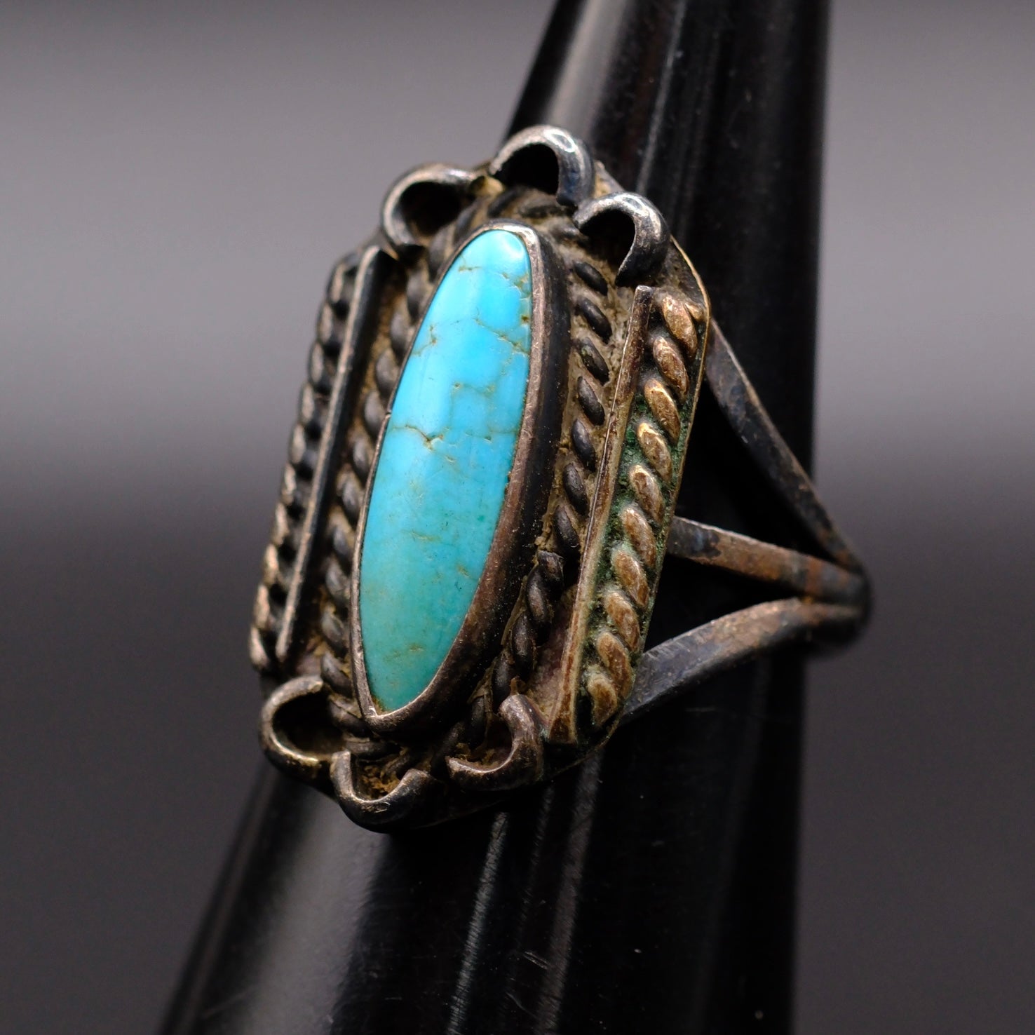 Vintage Sterling Turquoise Ring 5.75