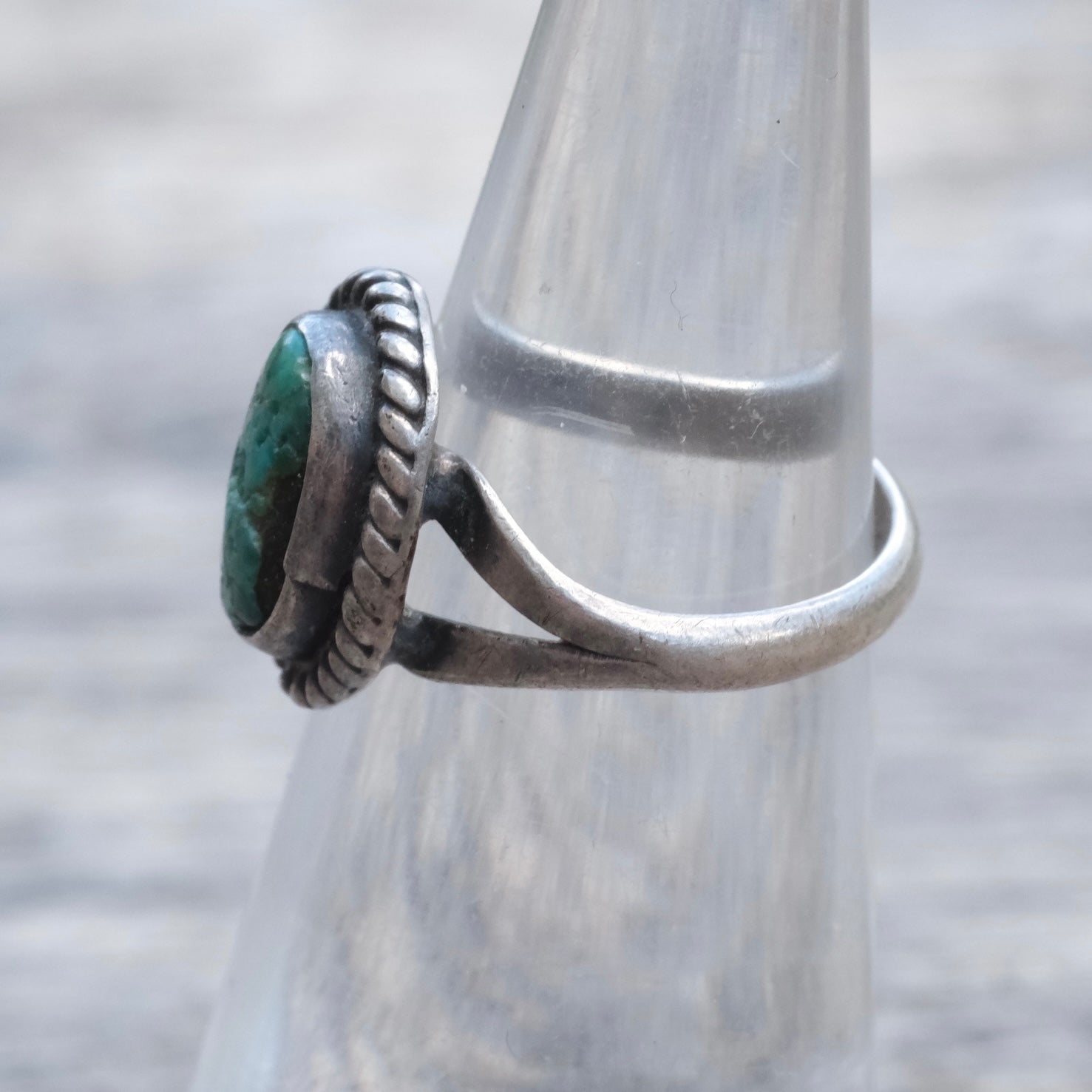 Vintage Sterling Turquoise Roper Ring 4.5
