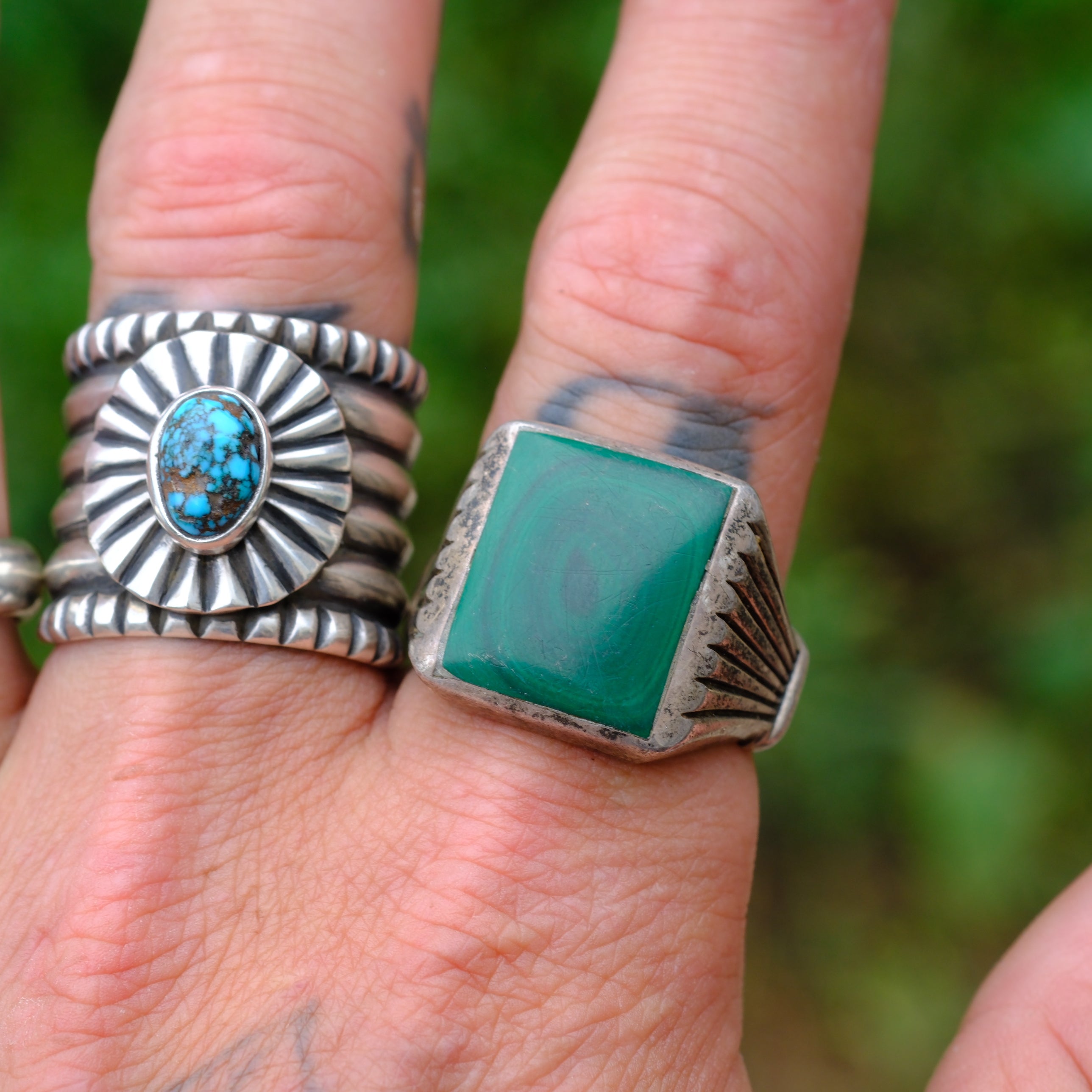 Vintage Sterling Malachiet Ribbed Band Ring 11.5