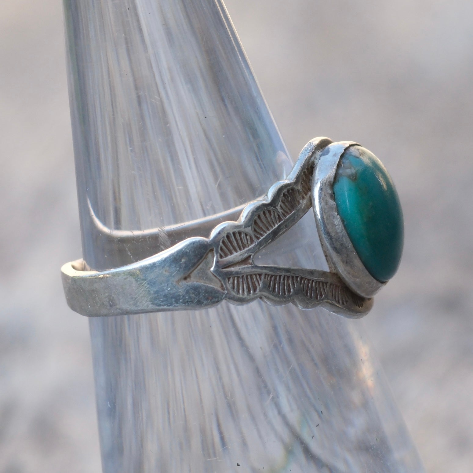 Vintage Sterling Turquoise Stamped Band Ring 4.5