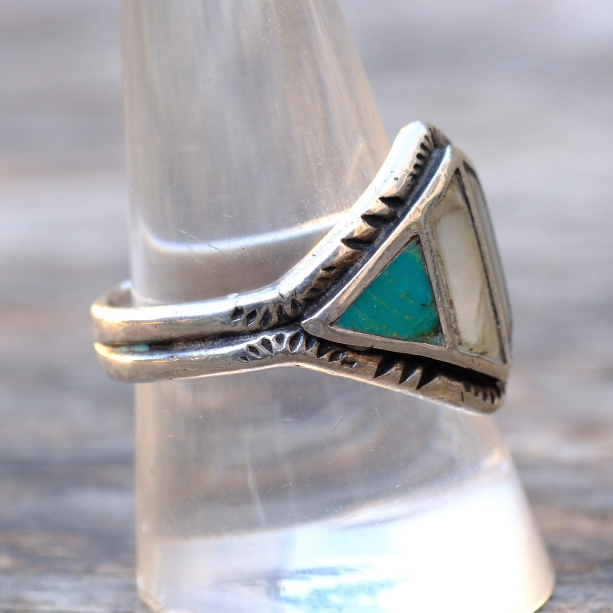 Vintage Sterling Turquoise and Mother Of Pearl Inlay Ring 10