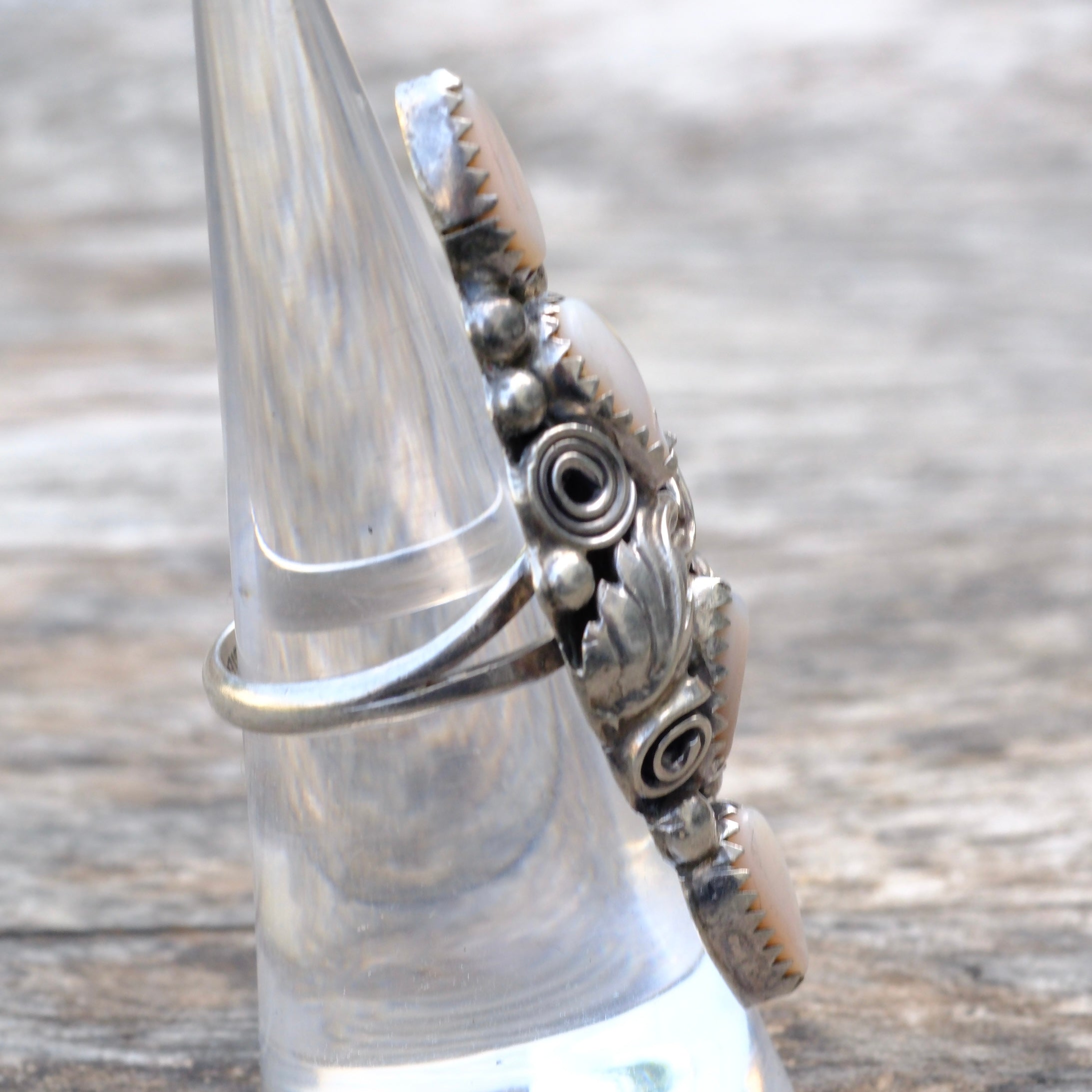 Vintage Sterling Mother Of Pearl Feather Ring 6
