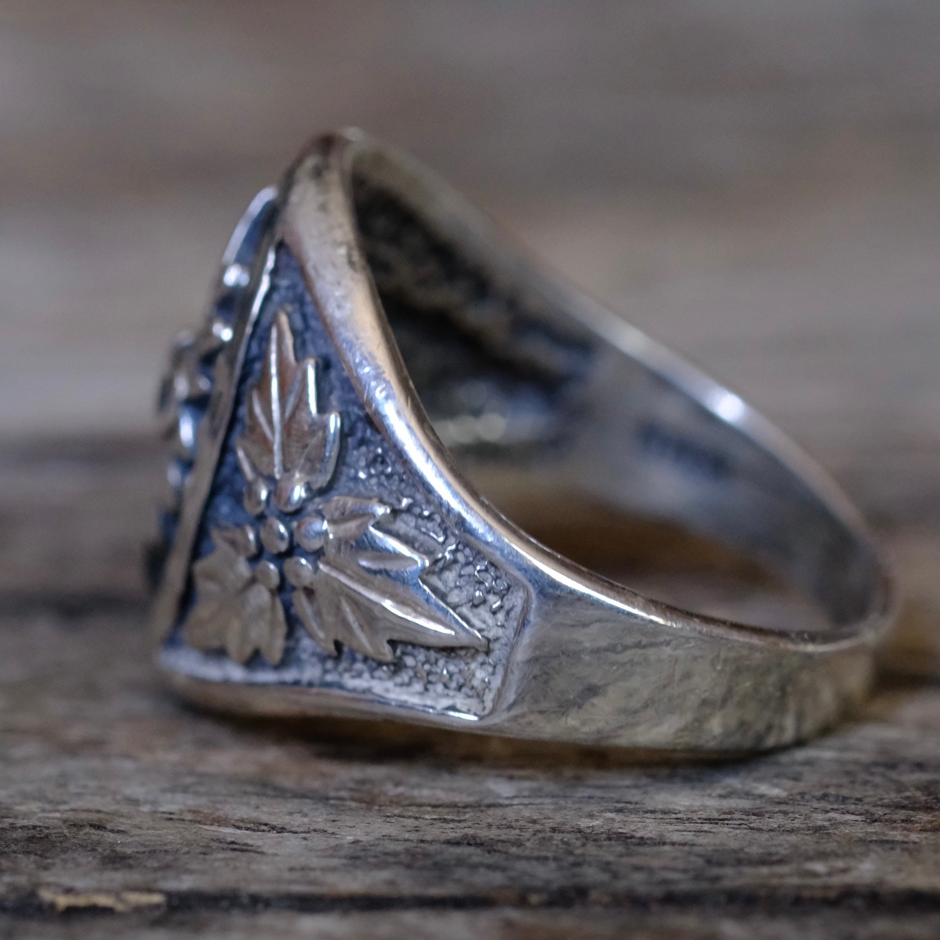 Vintage Sterling Silver Leaf Ring 9.75