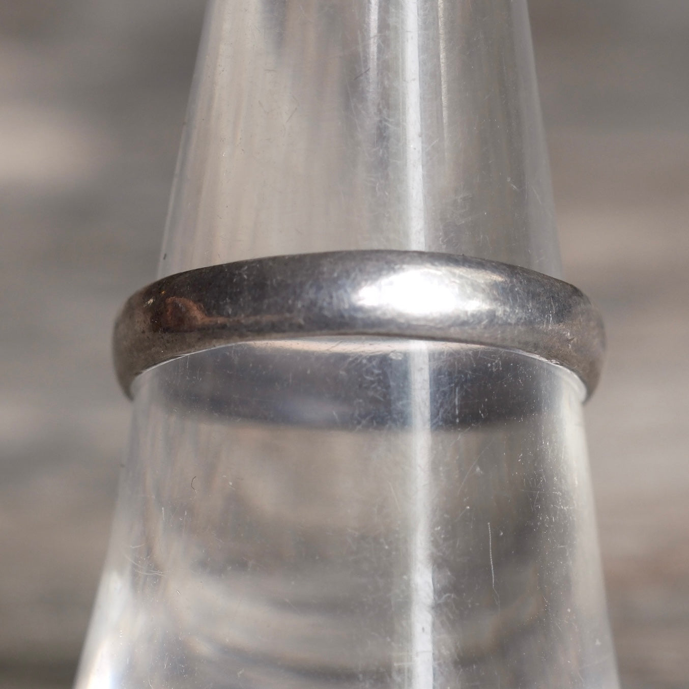 Vintage Sterling Silver Band Ring 8.25