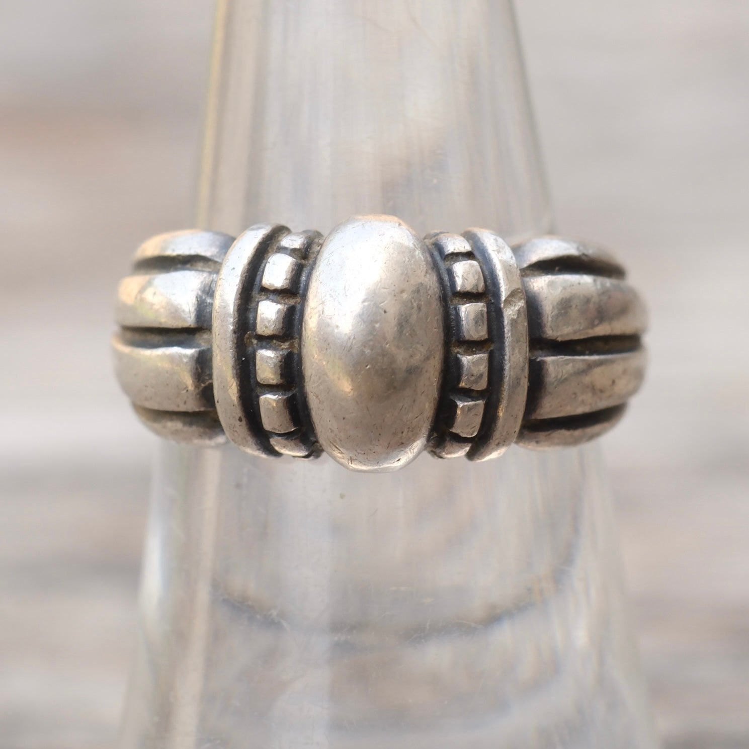 Vintage Sterling Silver Band Ring 6.75