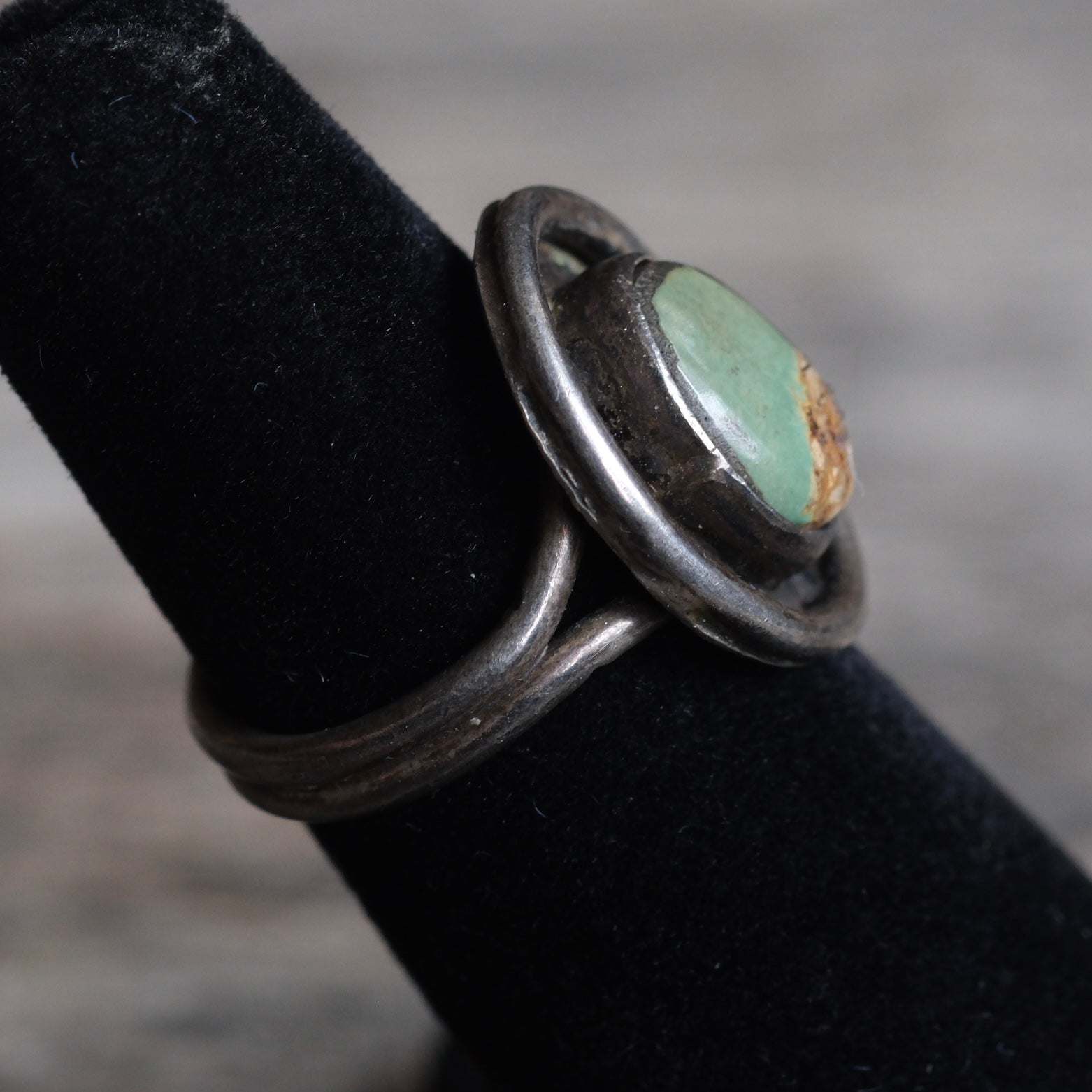 Vintage Sterling Turquoise Ring 4.25
