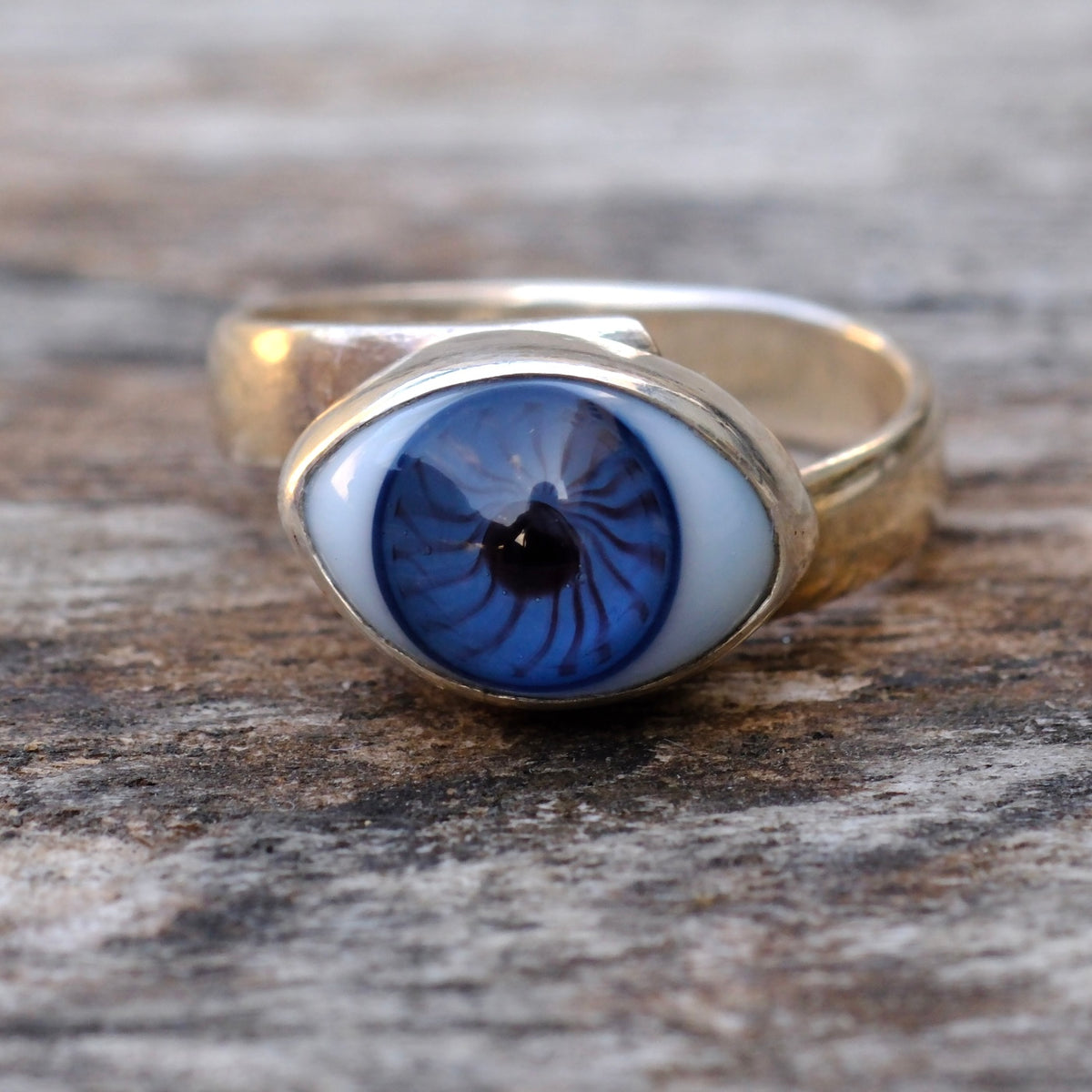 Vintage Sterling Eye Ball Ring 7.75