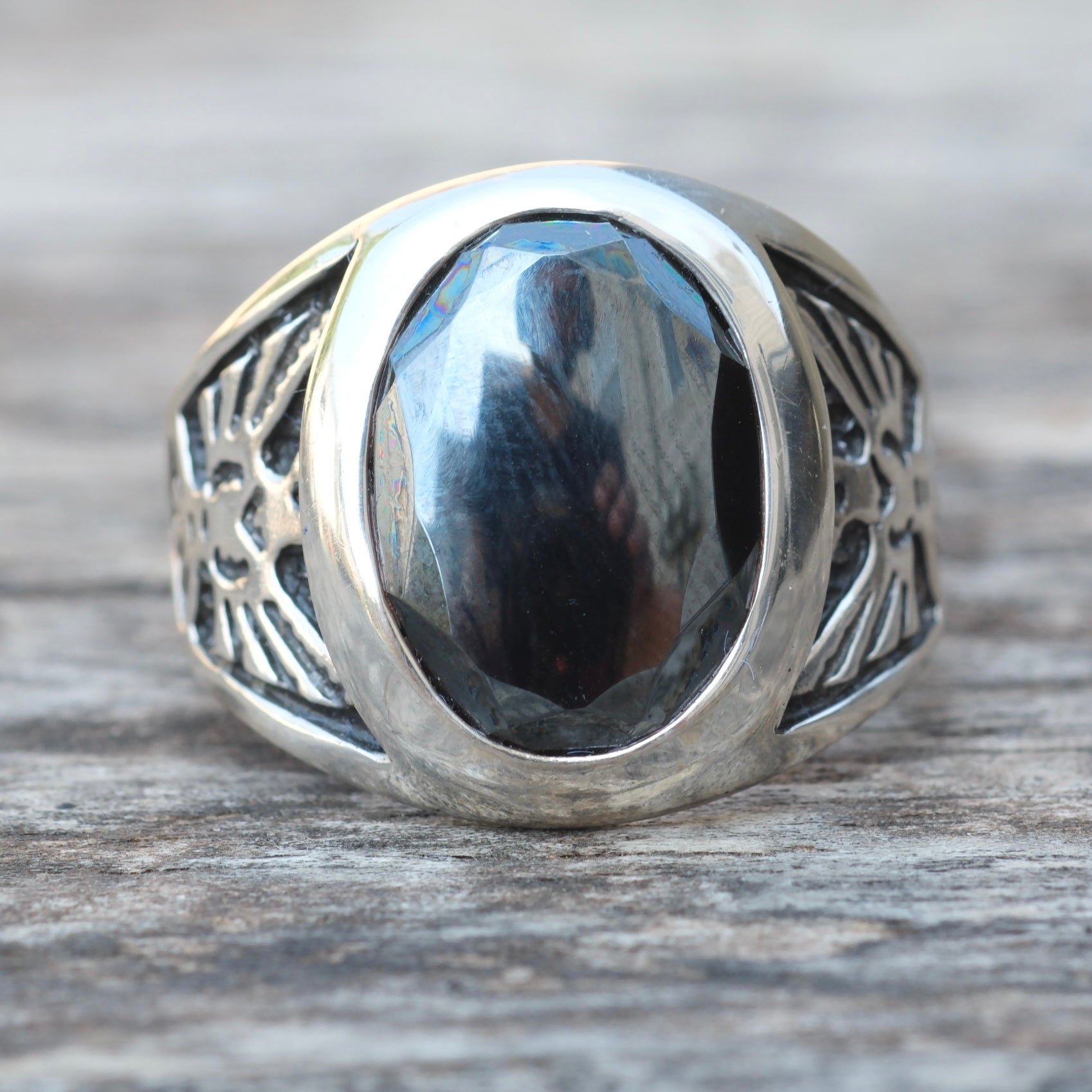 Vintage Sterling Thunderbird Hematite Ring 12.75