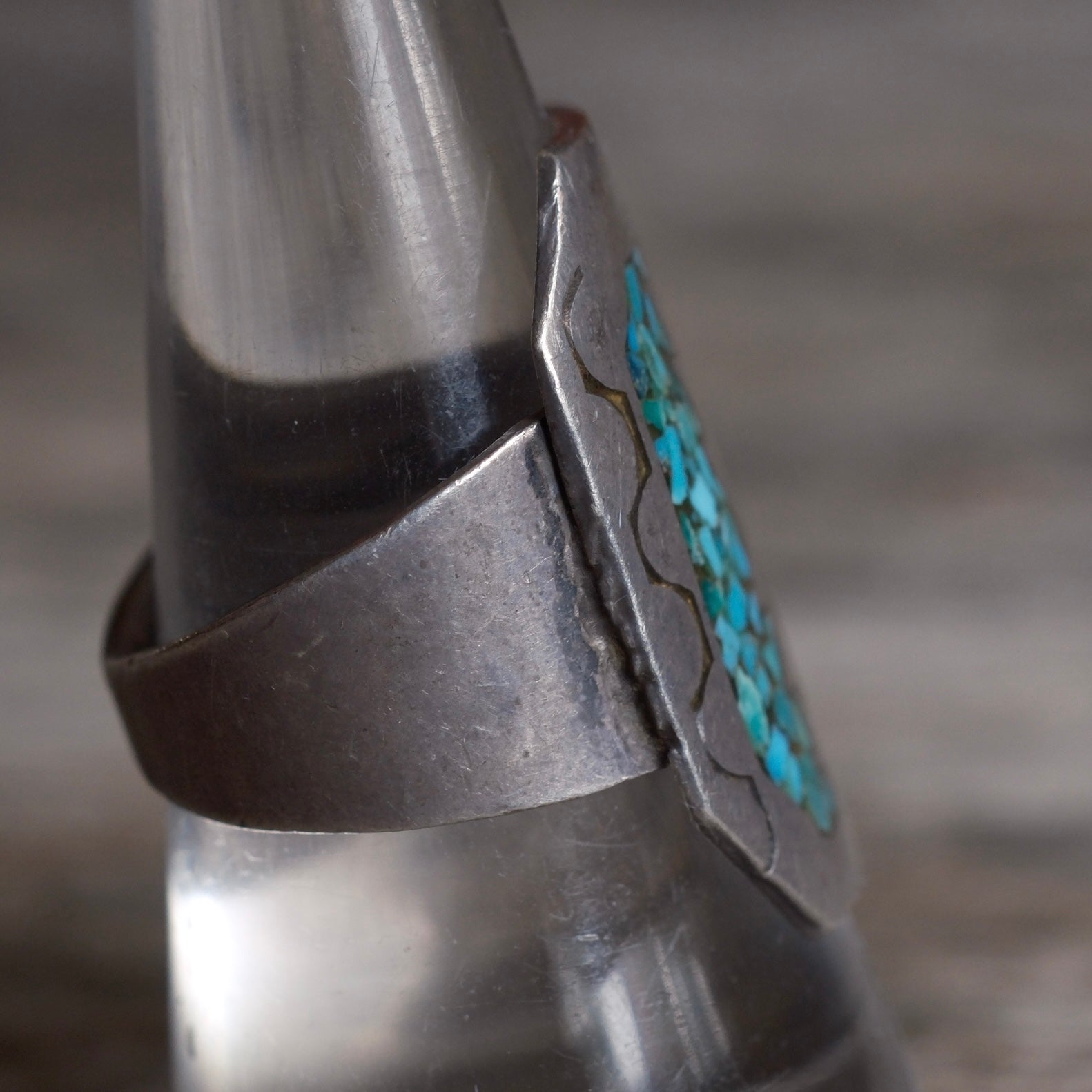 Vintage Sterling Crushed Turquoise Inlay Ring 8.25
