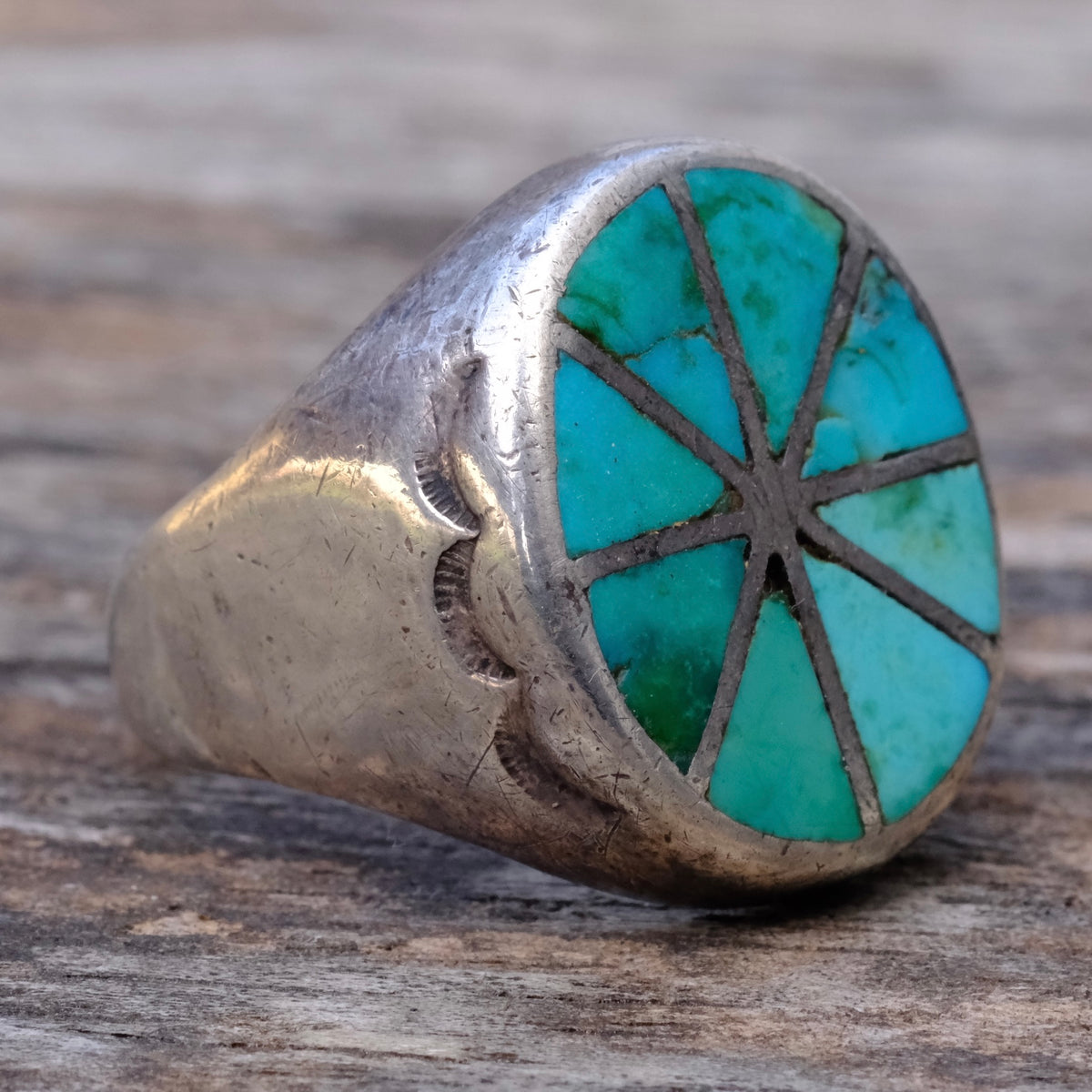Vintage Sterling Turquoise Pinwheel Stamped Band Ring 9.5