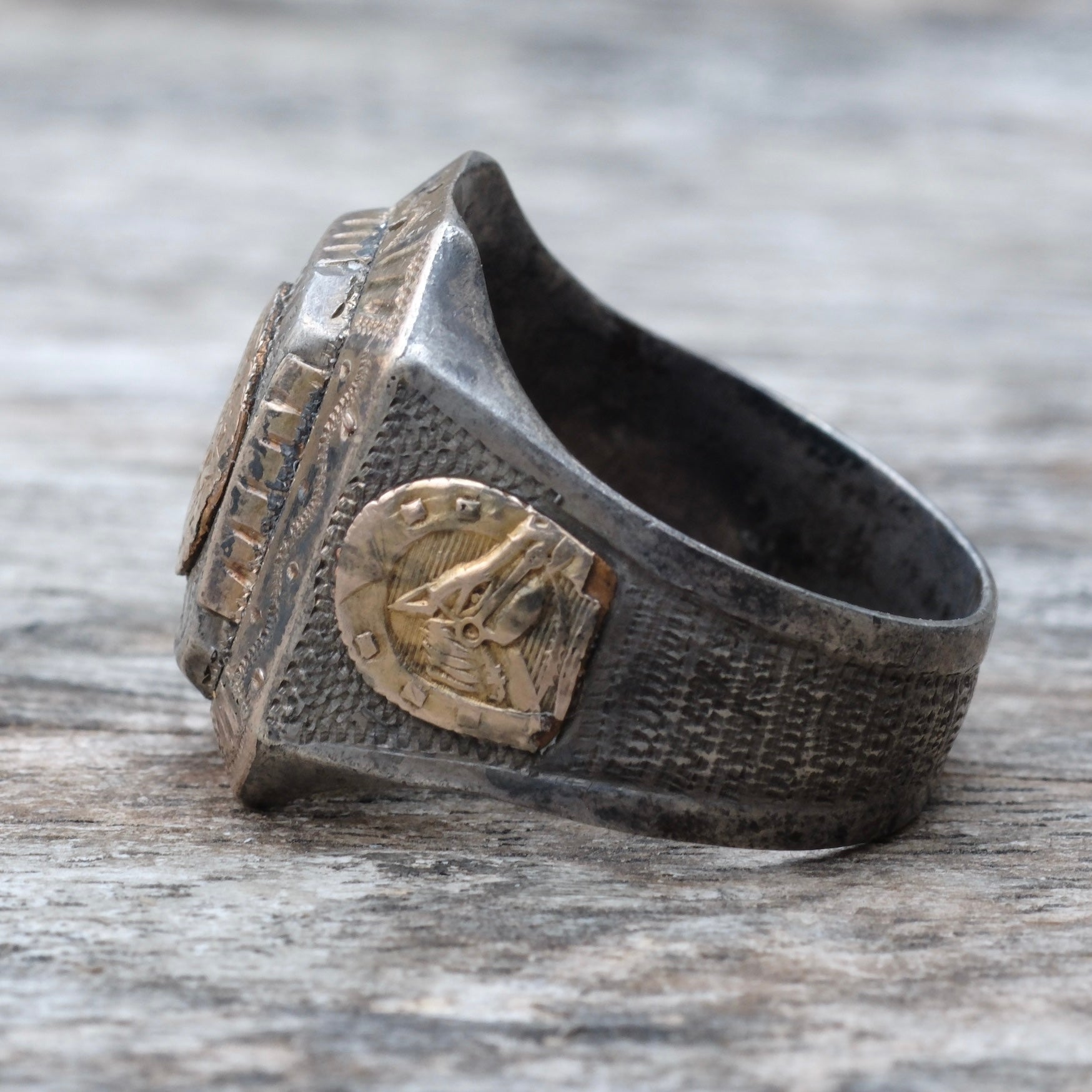 Vintage Sterling Silver Aztec Mexican Biker Ring 11