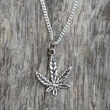 Vintage Sterling Silver Sweet Leaf Necklace