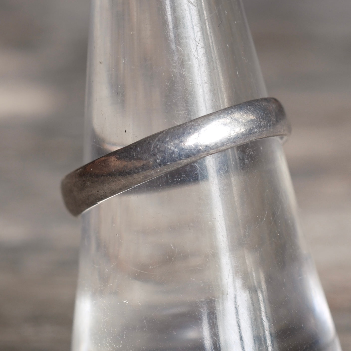Vintage Sterling Silver Band Ring 8.25