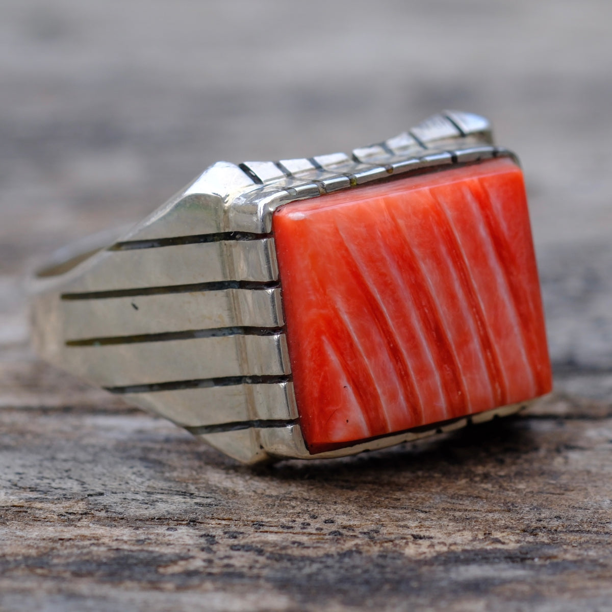 Vintage Sterling Spiny Oyster Ribbed Band Ring 12.75