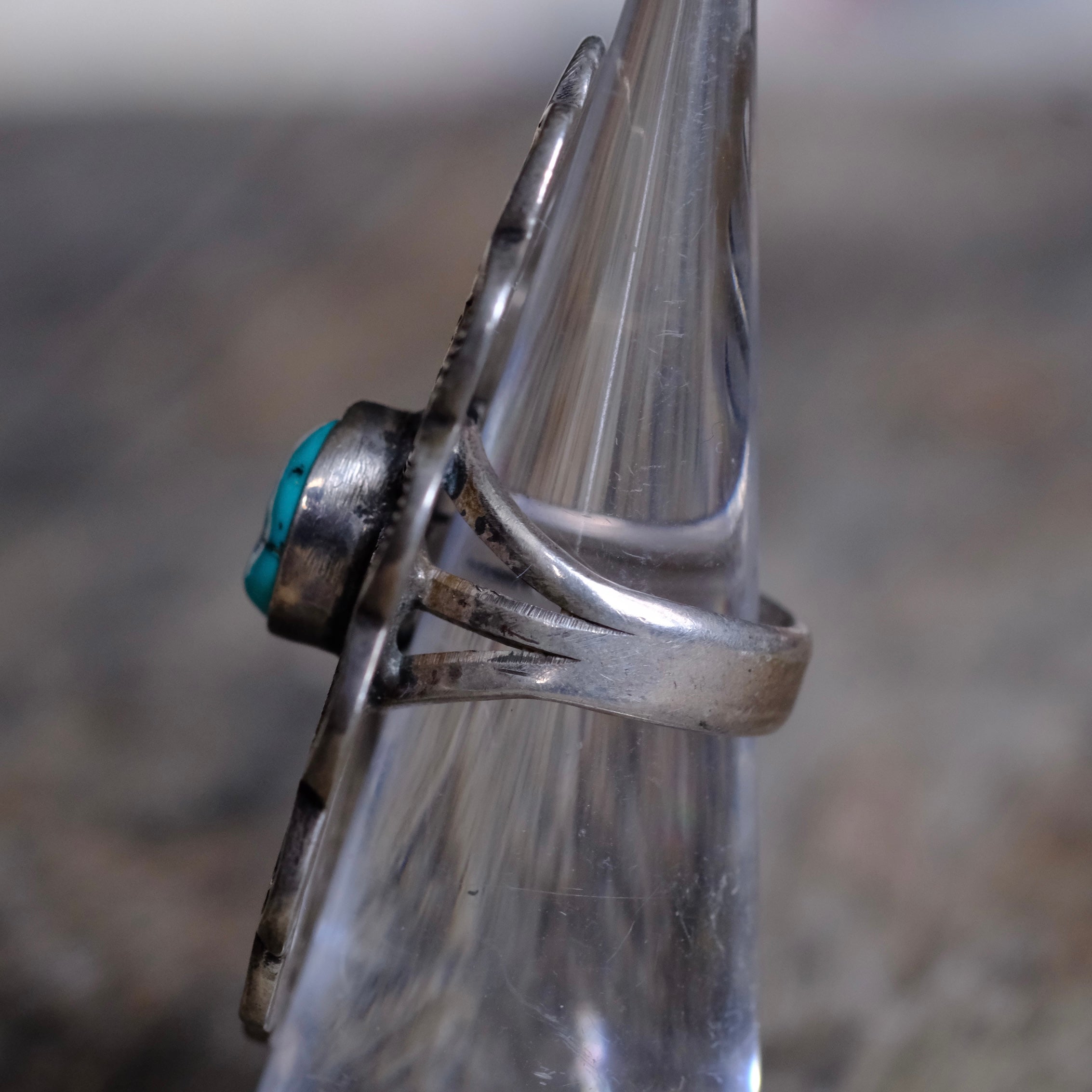 HUGE loop Vintage Sterling Turquoiser Flower Ring 4.25